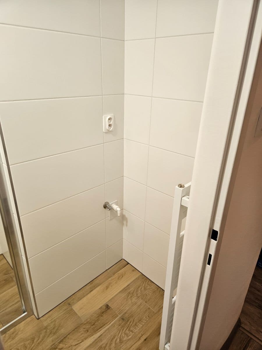 Pronájem bytu 2+1 60 m², Chládkova, Brno, Jihomoravský kraj Pronájem bytu 2+1 60 m², Chládkova, Brno, Jihomoravský kraj