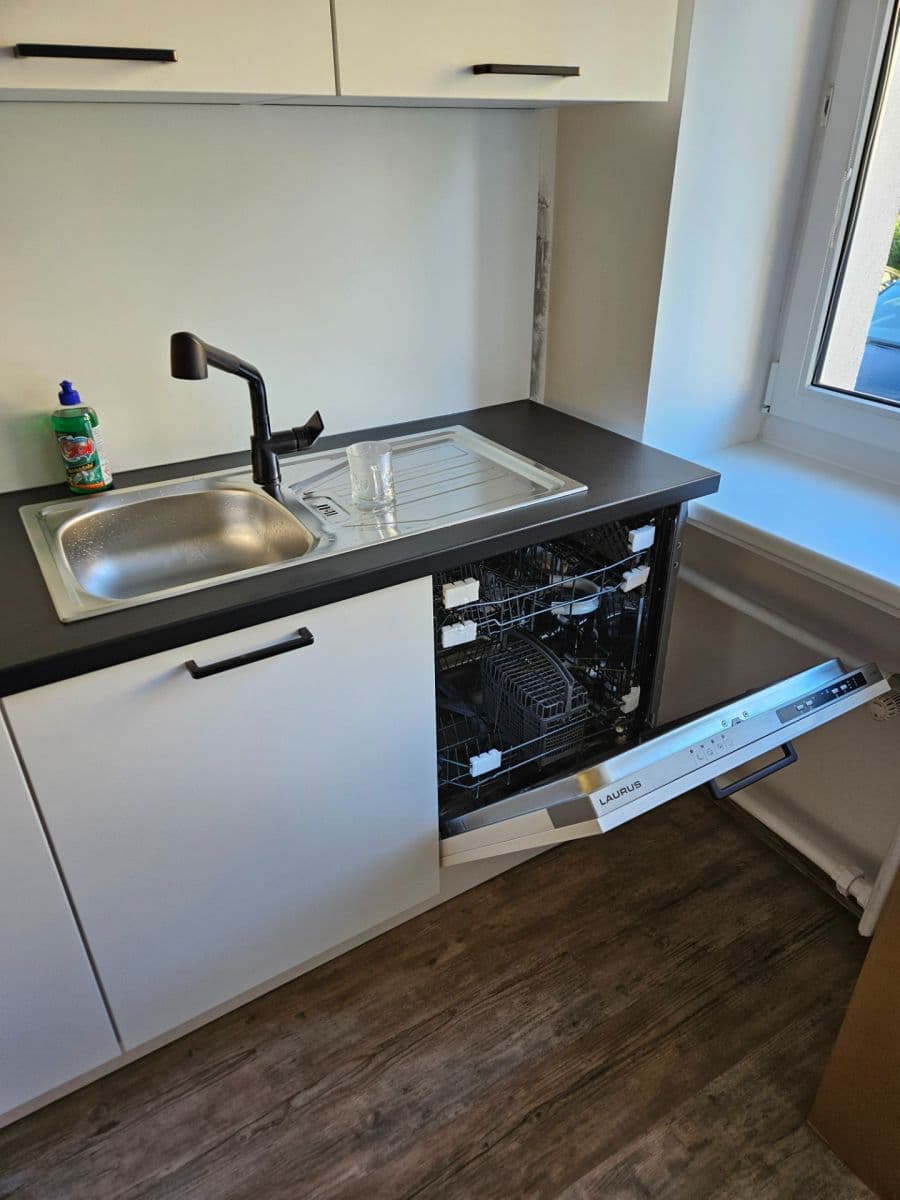 Pronájem bytu 2+1 60 m², Chládkova, Brno, Jihomoravský kraj Pronájem bytu 2+1 60 m², Chládkova, Brno, Jihomoravský kraj