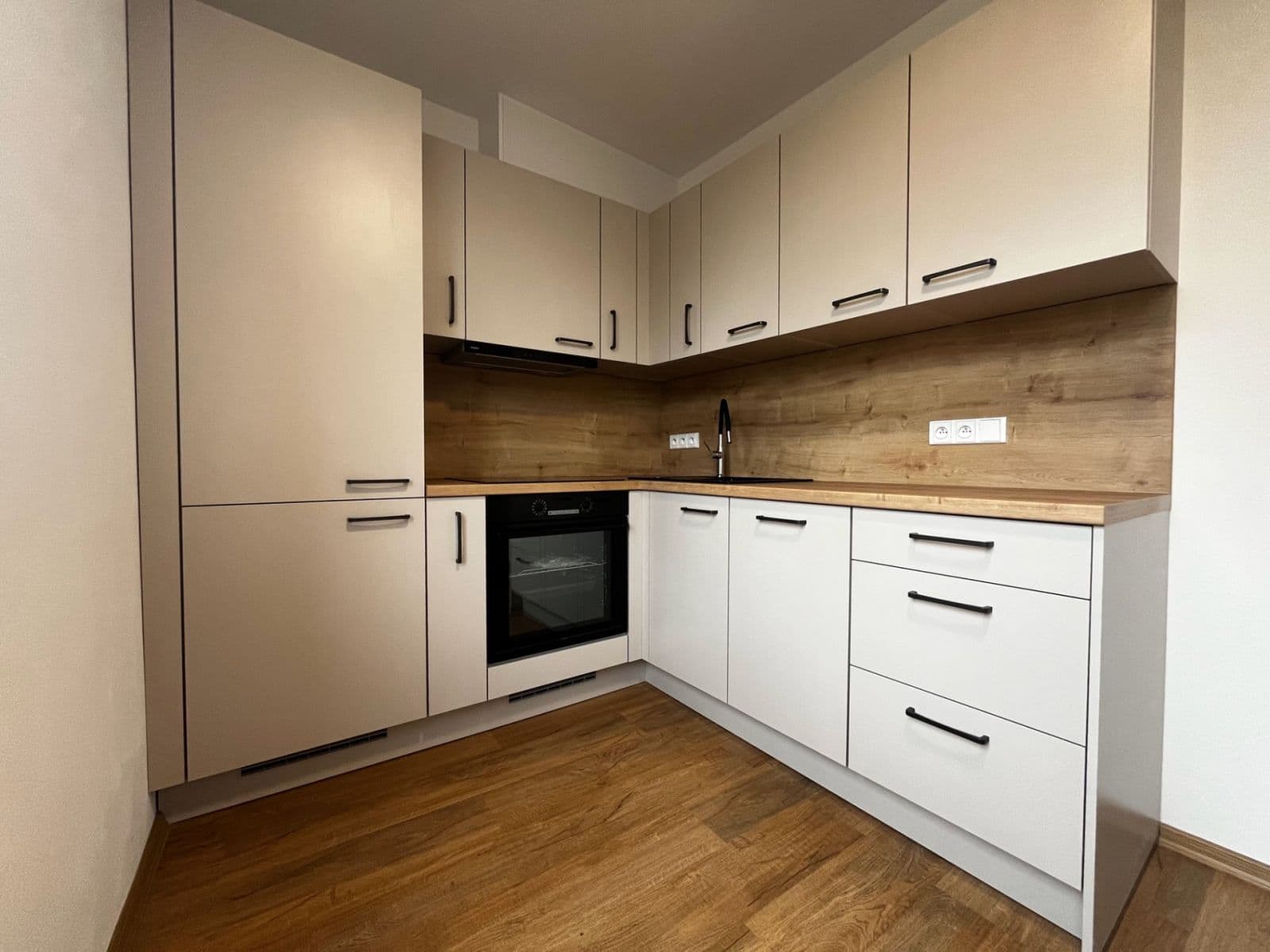 Prodej bytu 2+1 52 m², České armády, Litoměřice, Ústecký kraj Prodej bytu 2+1 52 m², České armády, Litoměřice, Ústecký kraj