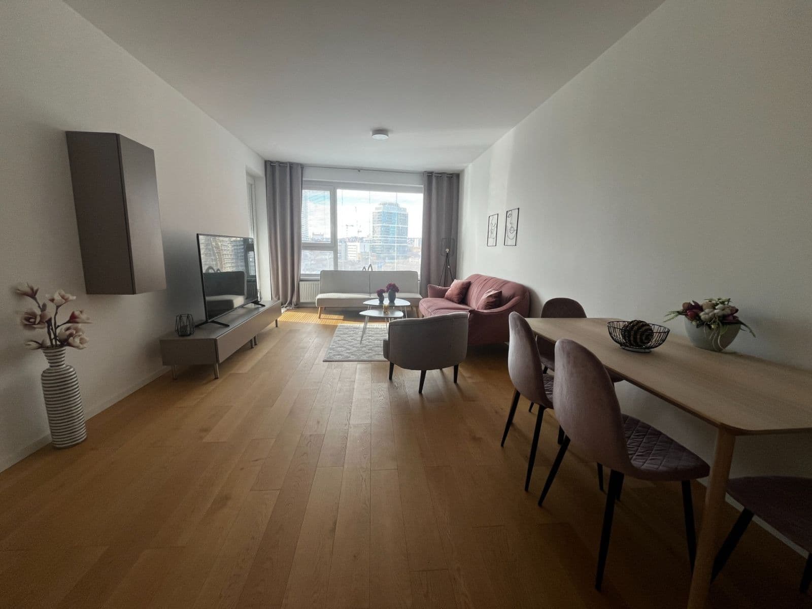 Pronájem bytu 2+1 57 m², Súkennícka, Ružinov, Bratislavský kraj Pronájem bytu 2+1 57 m², Súkennícka, Ružinov, Bratislavský kraj