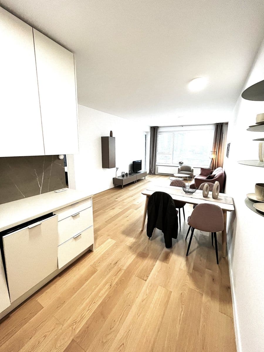 Pronájem bytu 2+1 57 m², Súkennícka, Ružinov, Bratislavský kraj Pronájem bytu 2+1 57 m², Súkennícka, Ružinov, Bratislavský kraj