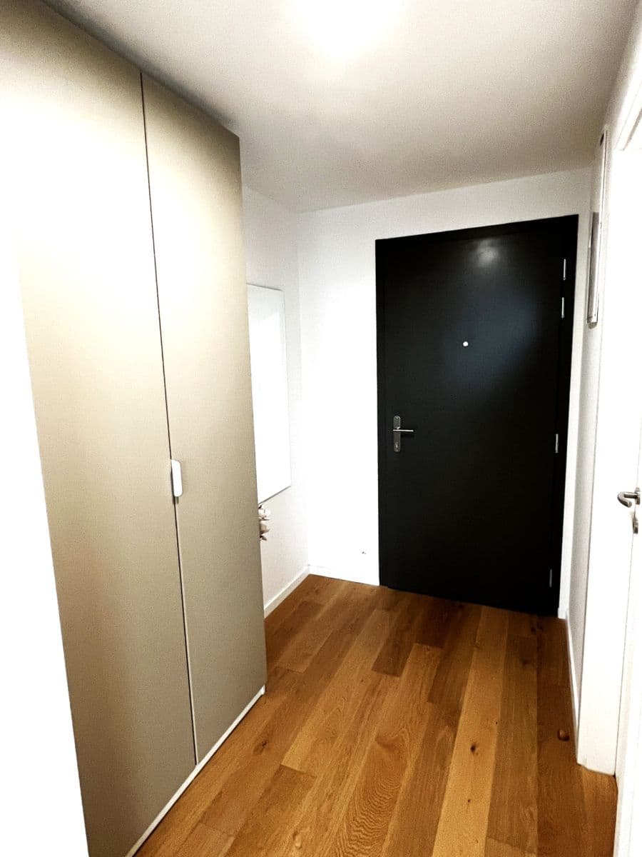 Pronájem bytu 2+1 57 m², Súkennícka, Ružinov, Bratislavský kraj Pronájem bytu 2+1 57 m², Súkennícka, Ružinov, Bratislavský kraj