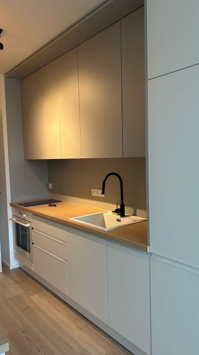 Pronájem bytu 1+kk 35 m², třída Generála Píky, Brno, Jihomoravský kraj Pronájem bytu 1+kk 35 m², třída Generála Píky, Brno, Jihomoravský kraj