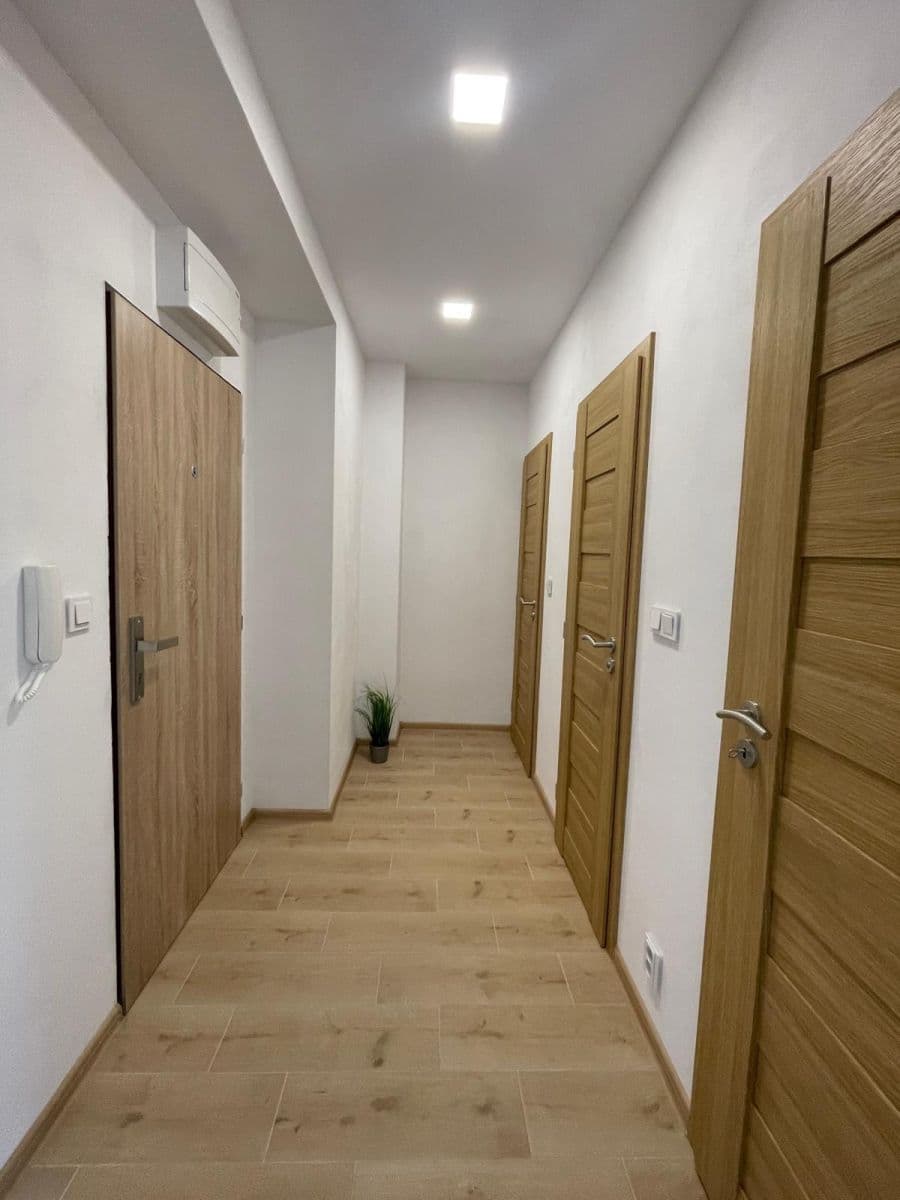 Pronájem bytu 2+1 54 m², Oty Synka, Ostrava, Moravskoslezský kraj Pronájem bytu 2+1 54 m², Oty Synka, Ostrava, Moravskoslezský kraj