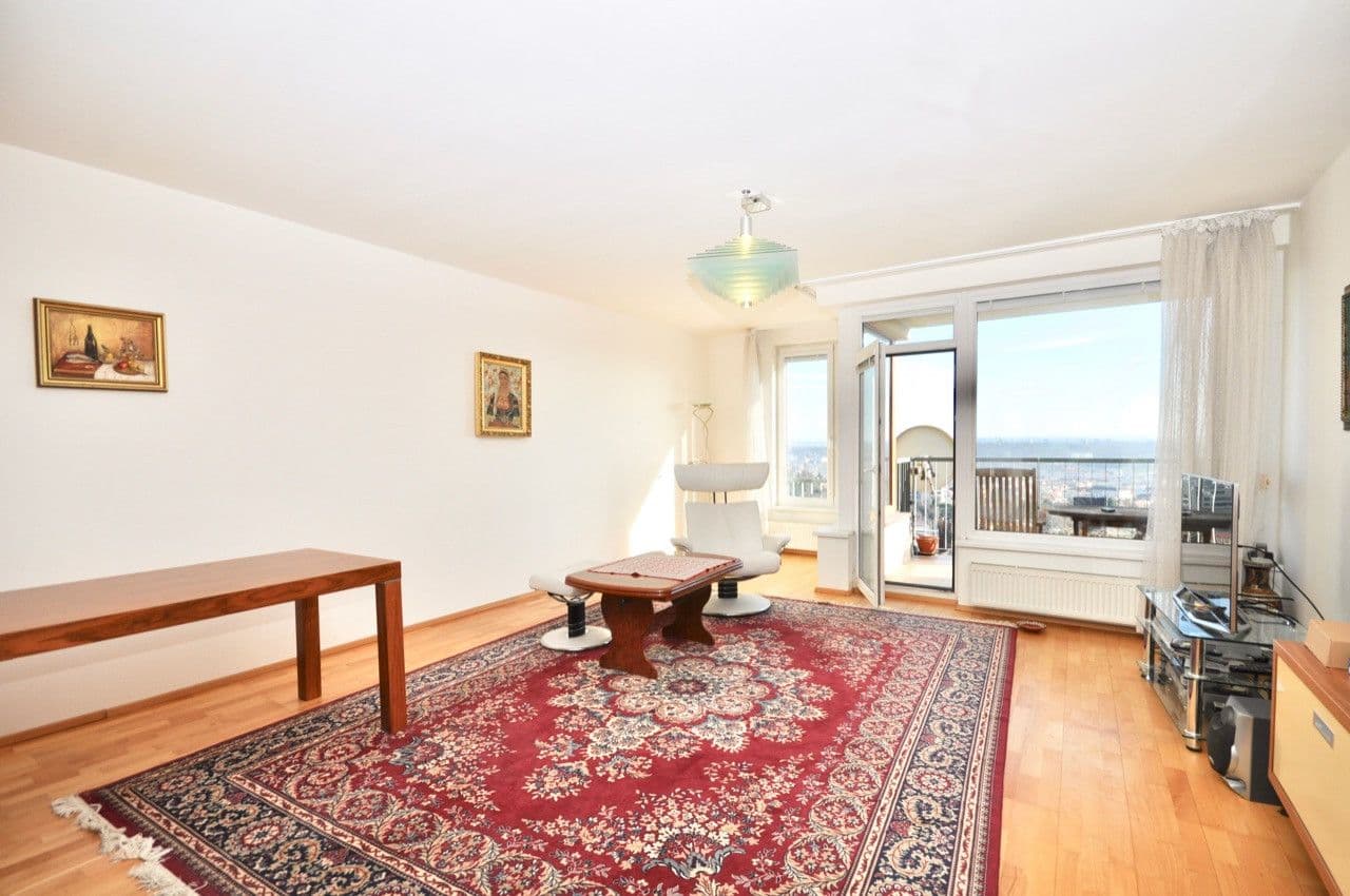 Pronájem bytu 4+kk 122 m², Nad Okrouhlíkem, Praha, Praha Pronájem bytu 4+kk 122 m², Nad Okrouhlíkem, Praha, Praha