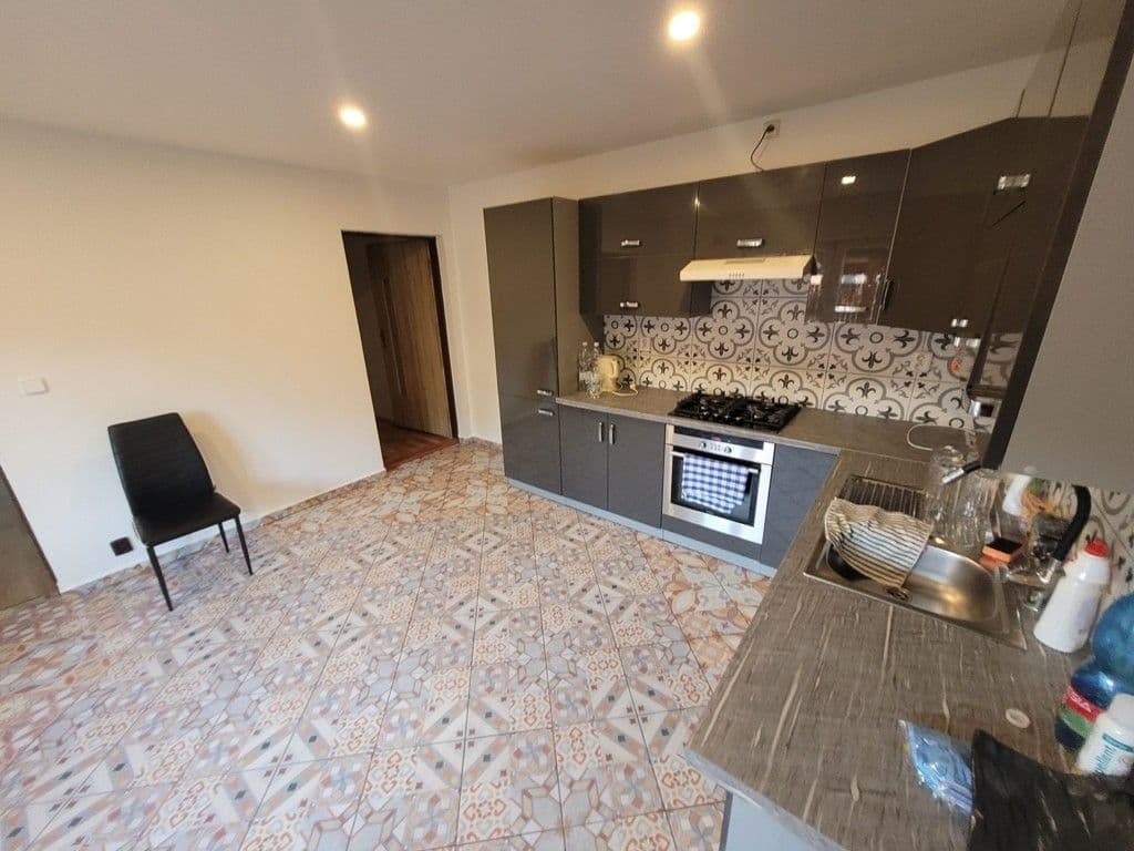 Pronájem domu 160 m², pozemek 635 m², Vrbčany, Středočeský kraj Pronájem domu 160 m², pozemek 635 m², Vrbčany, Středočeský kraj