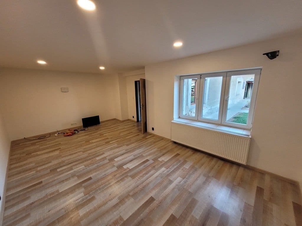 Pronájem domu 160 m², pozemek 635 m², Vrbčany, Středočeský kraj Pronájem domu 160 m², pozemek 635 m², Vrbčany, Středočeský kraj