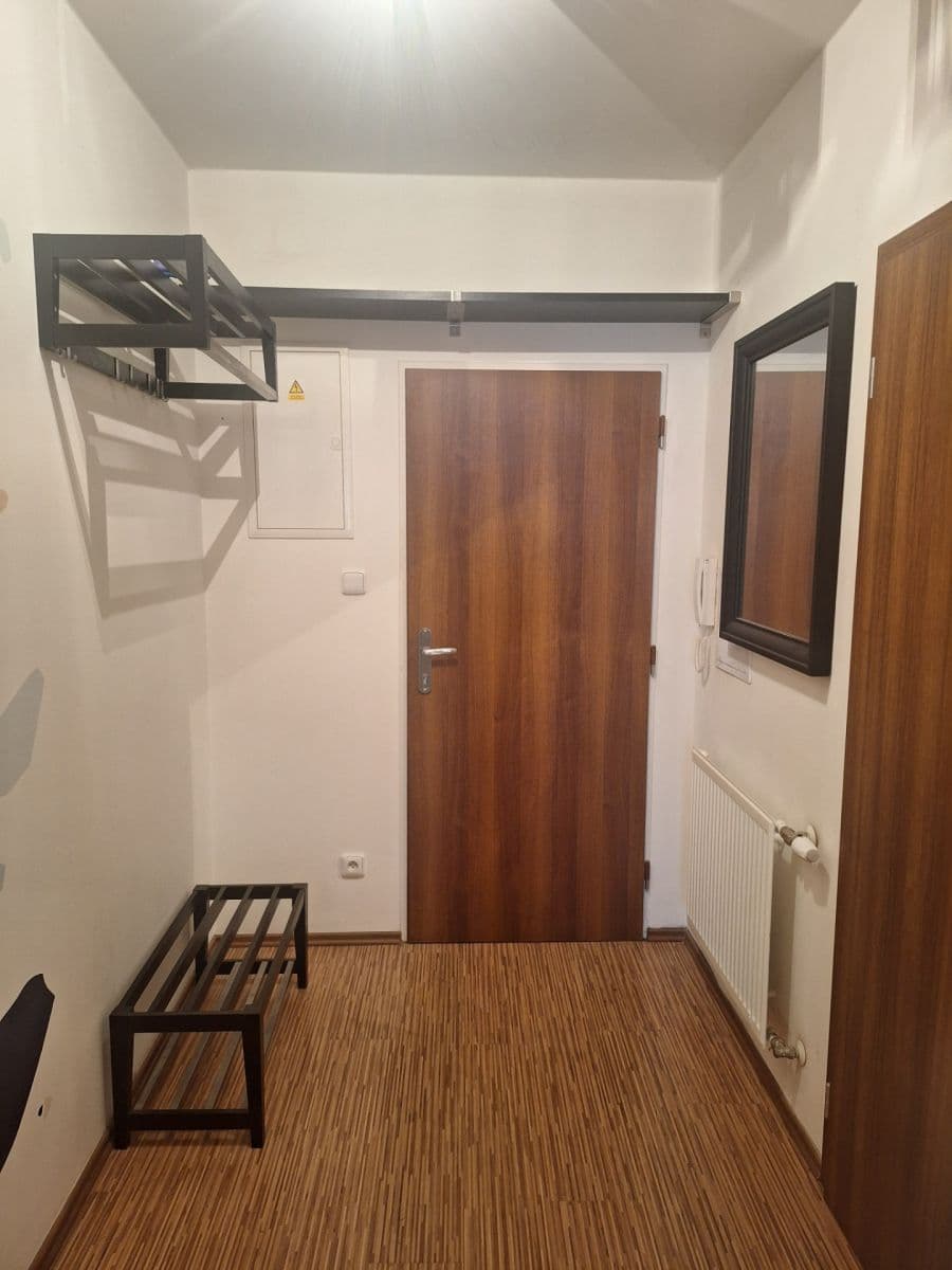Pronájem bytu 2+kk 53 m², Karpatská, Praha, Praha Pronájem bytu 2+kk 53 m², Karpatská, Praha, Praha