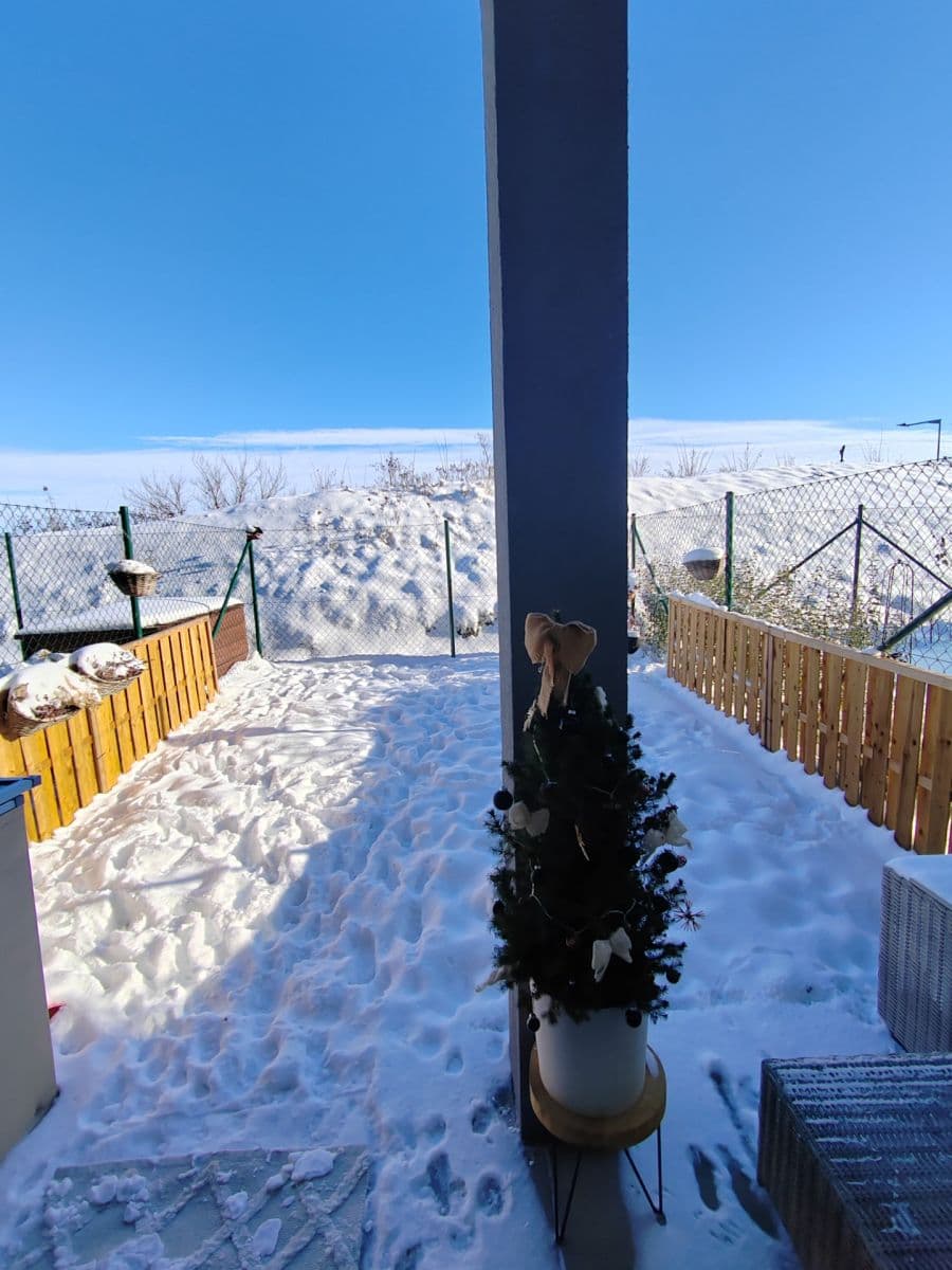 Pronájem bytu 1+kk 38 m², Velvarská, Horoměřice, Středočeský kraj Pronájem bytu 1+kk 38 m², Velvarská, Horoměřice, Středočeský kraj