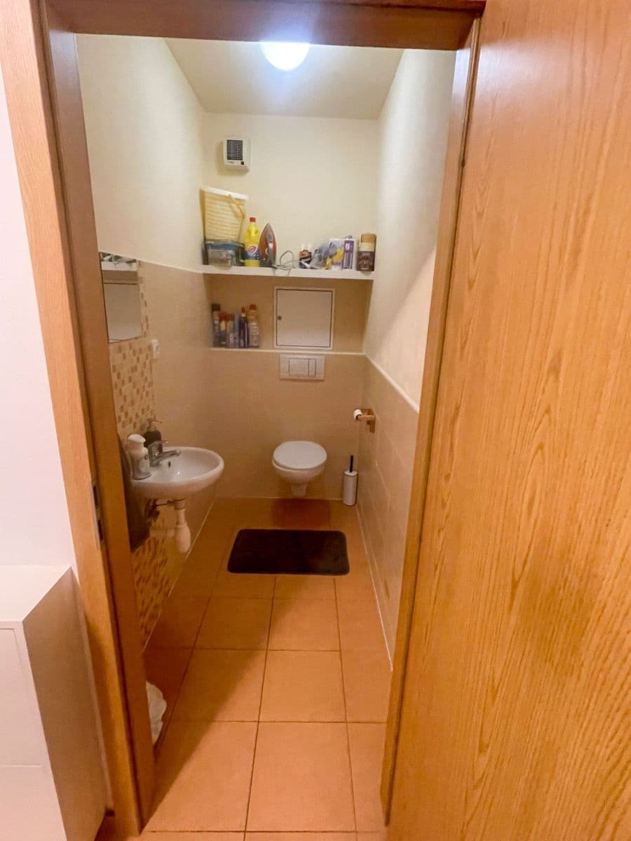 Pronájem bytu 2+kk 60 m², Františka Diviše, Praha, Praha Pronájem bytu 2+kk 60 m², Františka Diviše, Praha, Praha