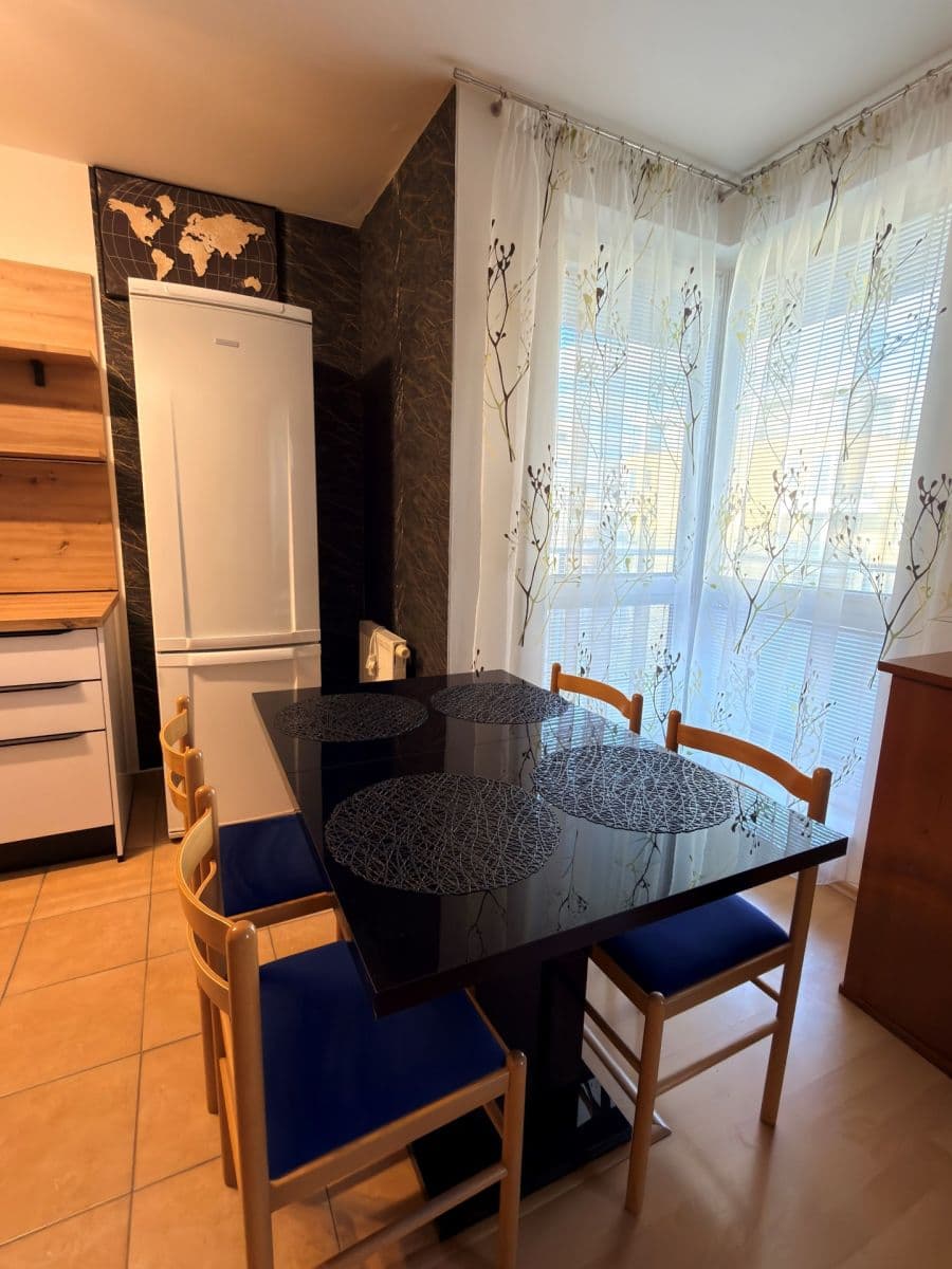 Pronájem bytu 1+1 54 m², Na križovatkách, Ružinov, Bratislavský kraj Pronájem bytu 1+1 54 m², Na križovatkách, Ružinov, Bratislavský kraj