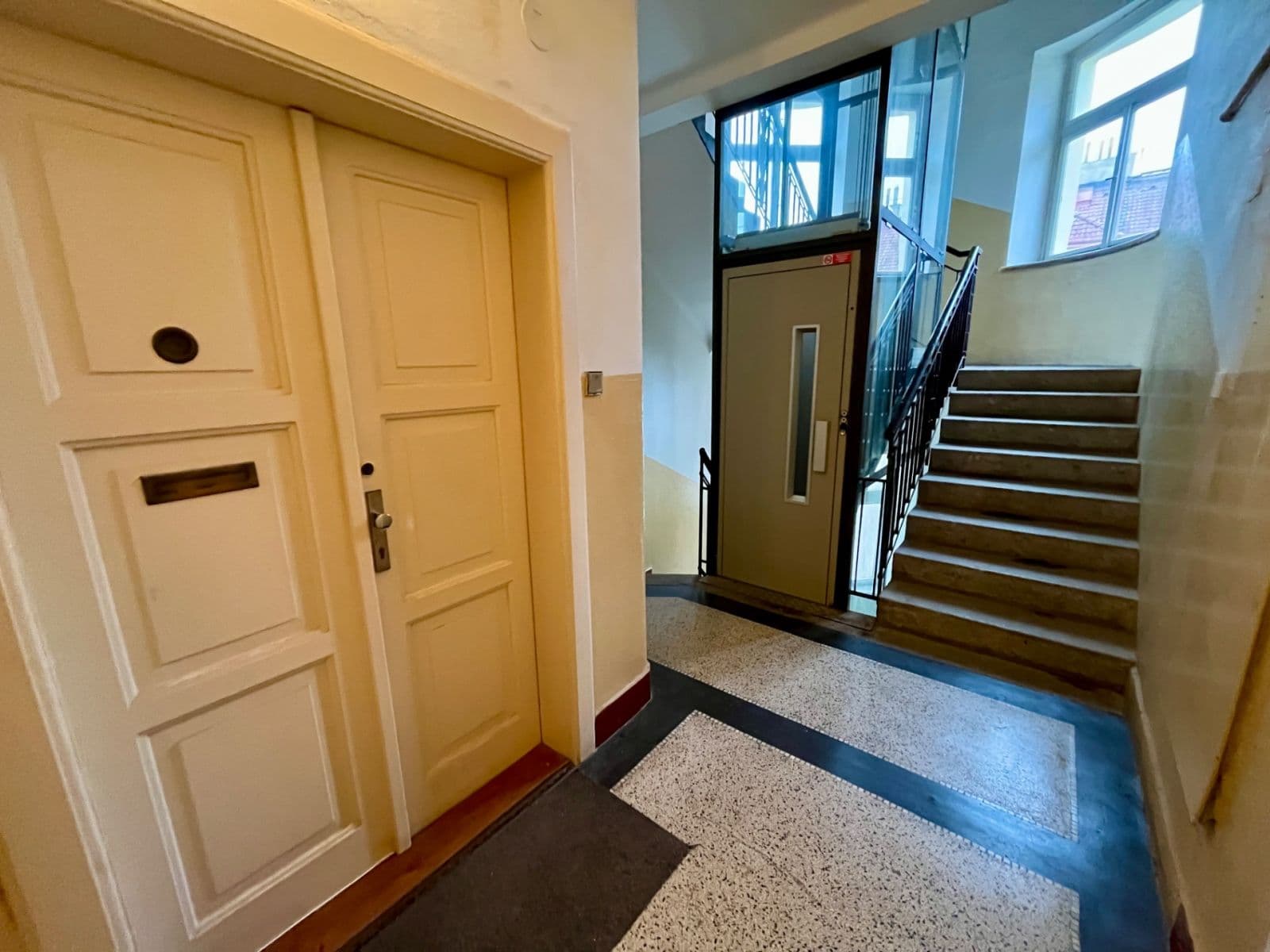 Pronájem bytu 1+kk 32 m², Na Žertvách, Praha, Praha Pronájem bytu 1+kk 32 m², Na Žertvách, Praha, Praha