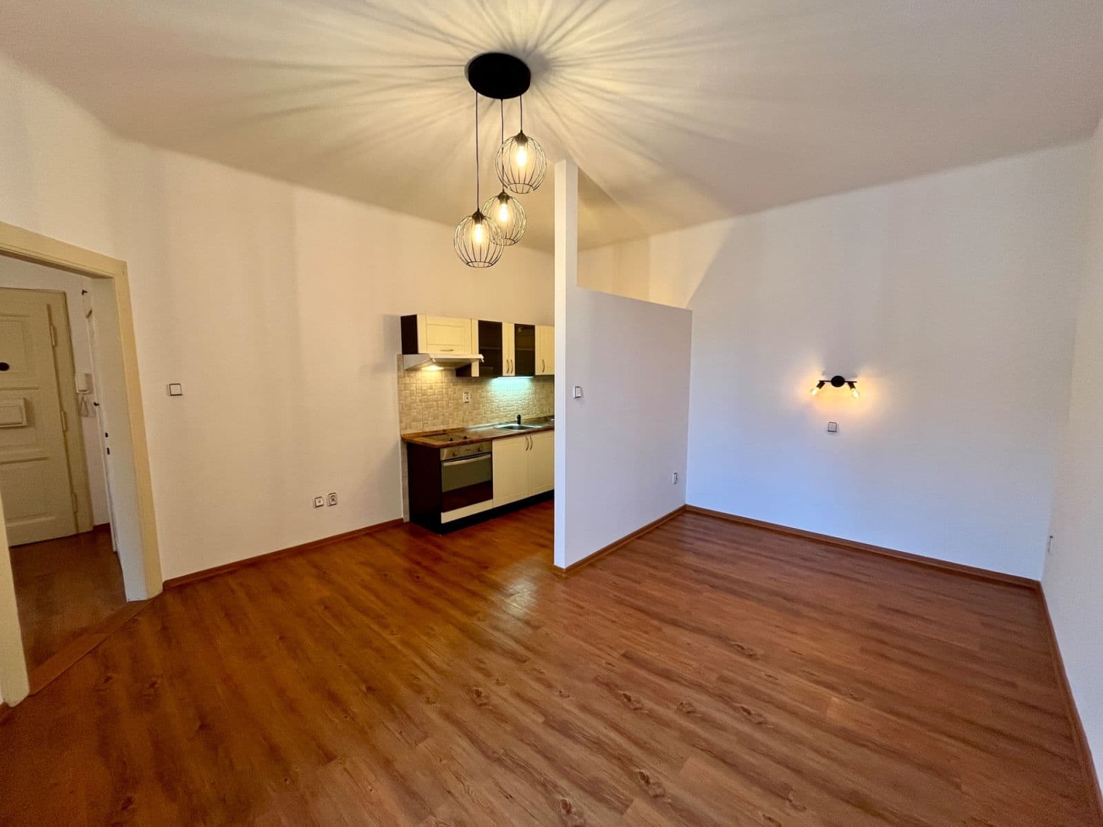 Pronájem bytu 1+kk 32 m², Na Žertvách, Praha, Praha Pronájem bytu 1+kk 32 m², Na Žertvách, Praha, Praha