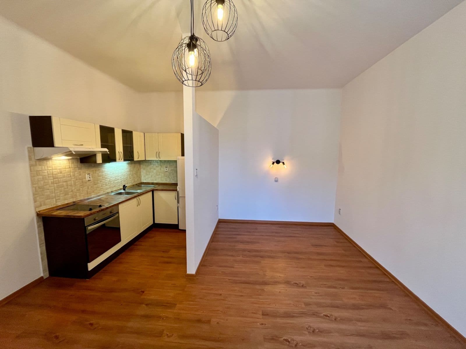 Pronájem bytu 1+kk 32 m², Na Žertvách, Praha, Praha Pronájem bytu 1+kk 32 m², Na Žertvách, Praha, Praha