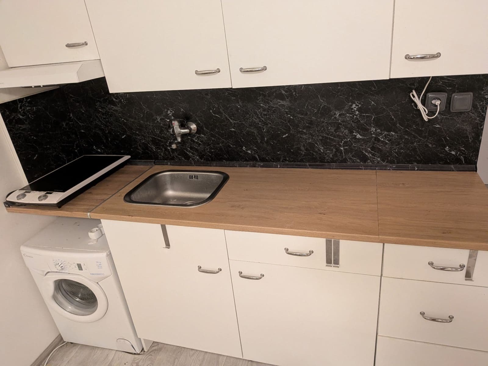 Prodej bytu 1+kk 24 m², Horácké náměstí, Brno, Jihomoravský kraj Prodej bytu 1+kk 24 m², Horácké náměstí, Brno, Jihomoravský kraj