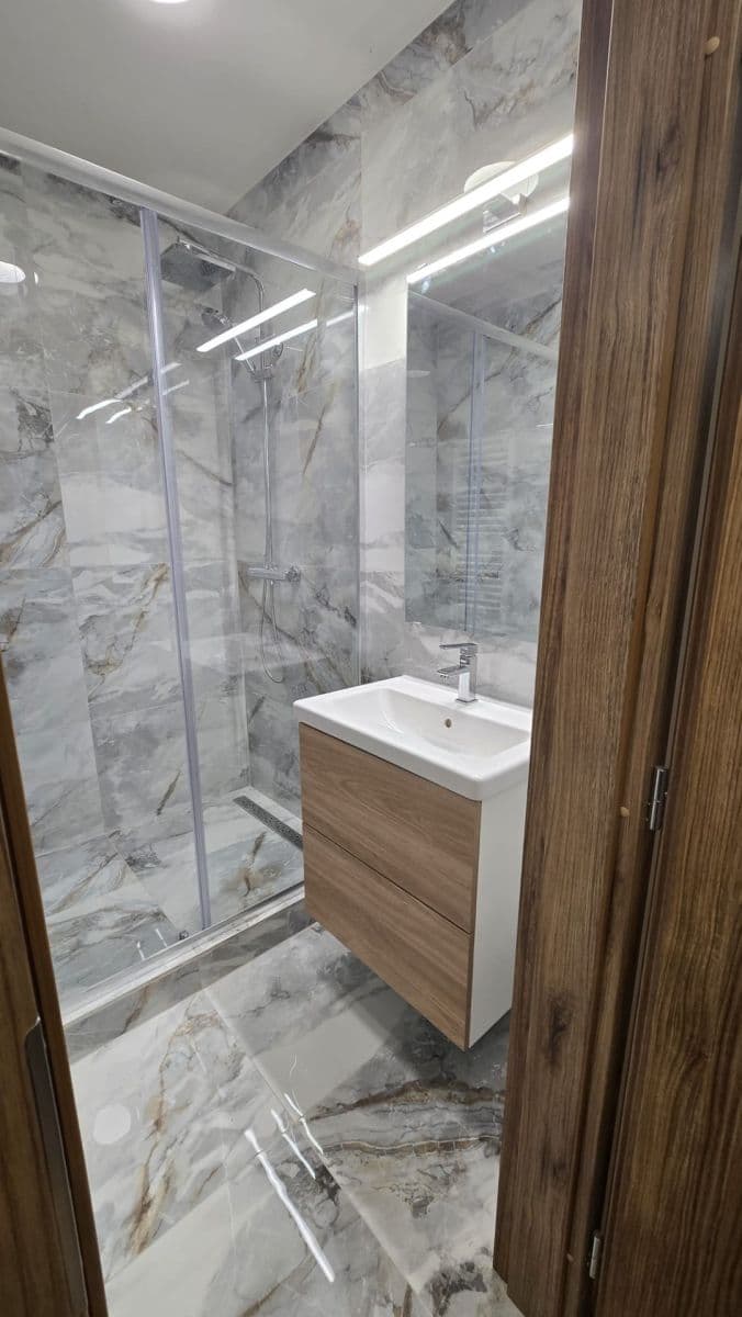 Pronájem bytu 3+1 76 m², Bítovská, Praha, Praha Pronájem bytu 3+1 76 m², Bítovská, Praha, Praha