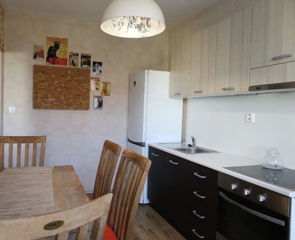 Pronájem bytu 2+1 43 m², Ružinov, Bratislavský kraj Pronájem bytu 2+1 43 m², Ružinov, Bratislavský kraj