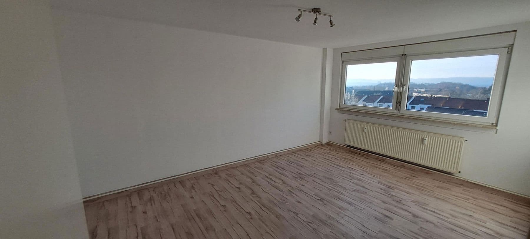 Prodej bytu 5+1 110 m², Max-Planck-Str.4, Saarlouis, Země Sársko Prodej bytu 5+1 110 m², Max-Planck-Str.4, Saarlouis, Země Sársko