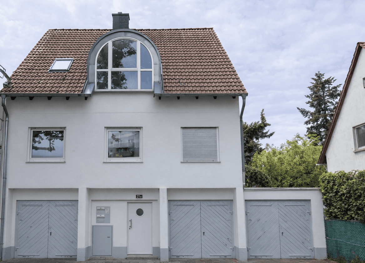 Prodej domu 160 m², pozemek 690 m², Lärchenstr.21A, Frankfurt am Main, Hessen Prodej domu 160 m², pozemek 690 m², Lärchenstr.21A, Frankfurt am Main, Hessen