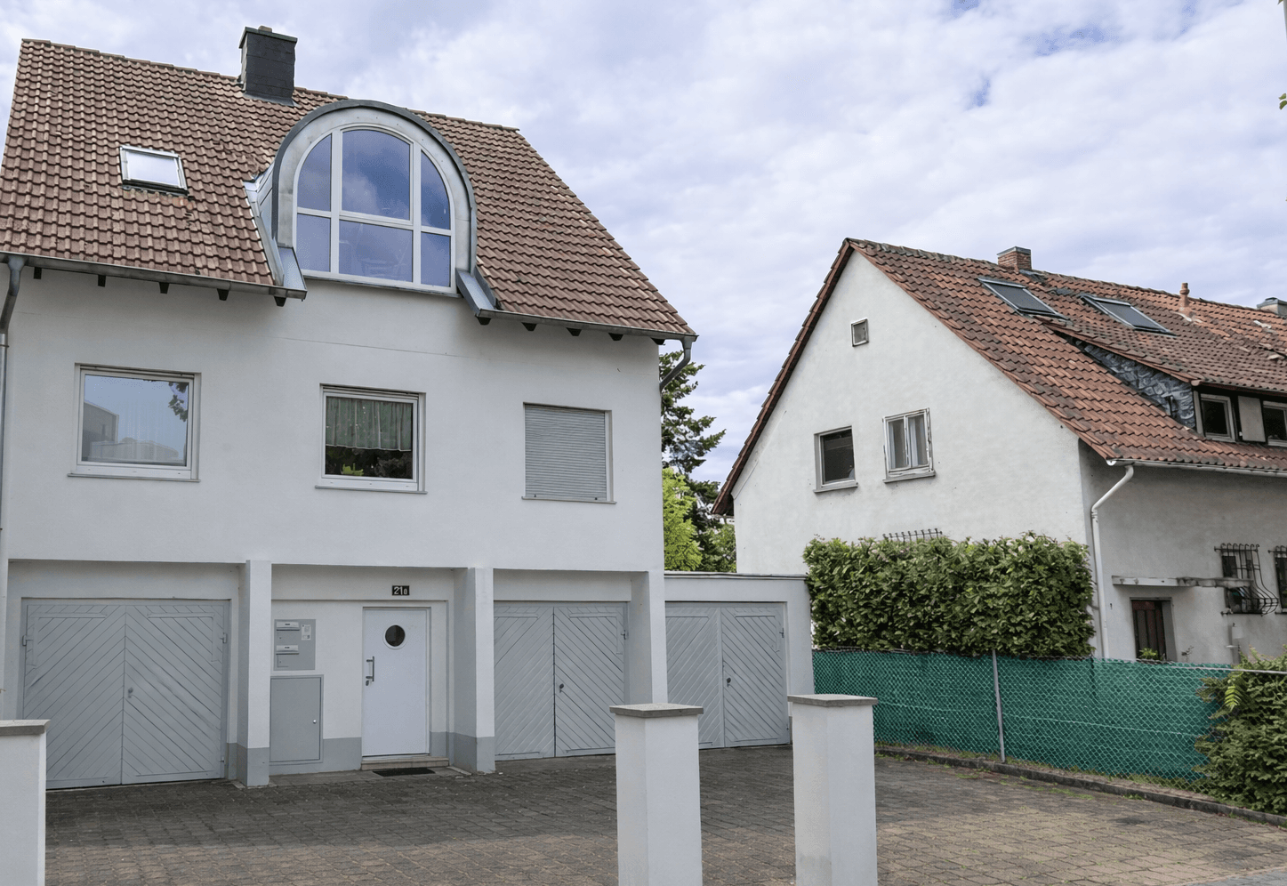 Prodej domu 160 m², pozemek 690 m², Lärchenstr.21A, Frankfurt am Main, Hessen Prodej domu 160 m², pozemek 690 m², Lärchenstr.21A, Frankfurt am Main, Hessen