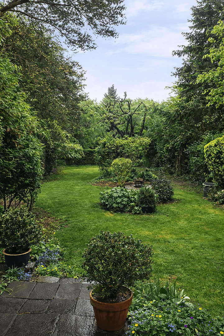 Prodej domu 160 m², pozemek 690 m², Lärchenstr.21A, Frankfurt am Main, Hessen Prodej domu 160 m², pozemek 690 m², Lärchenstr.21A, Frankfurt am Main, Hessen