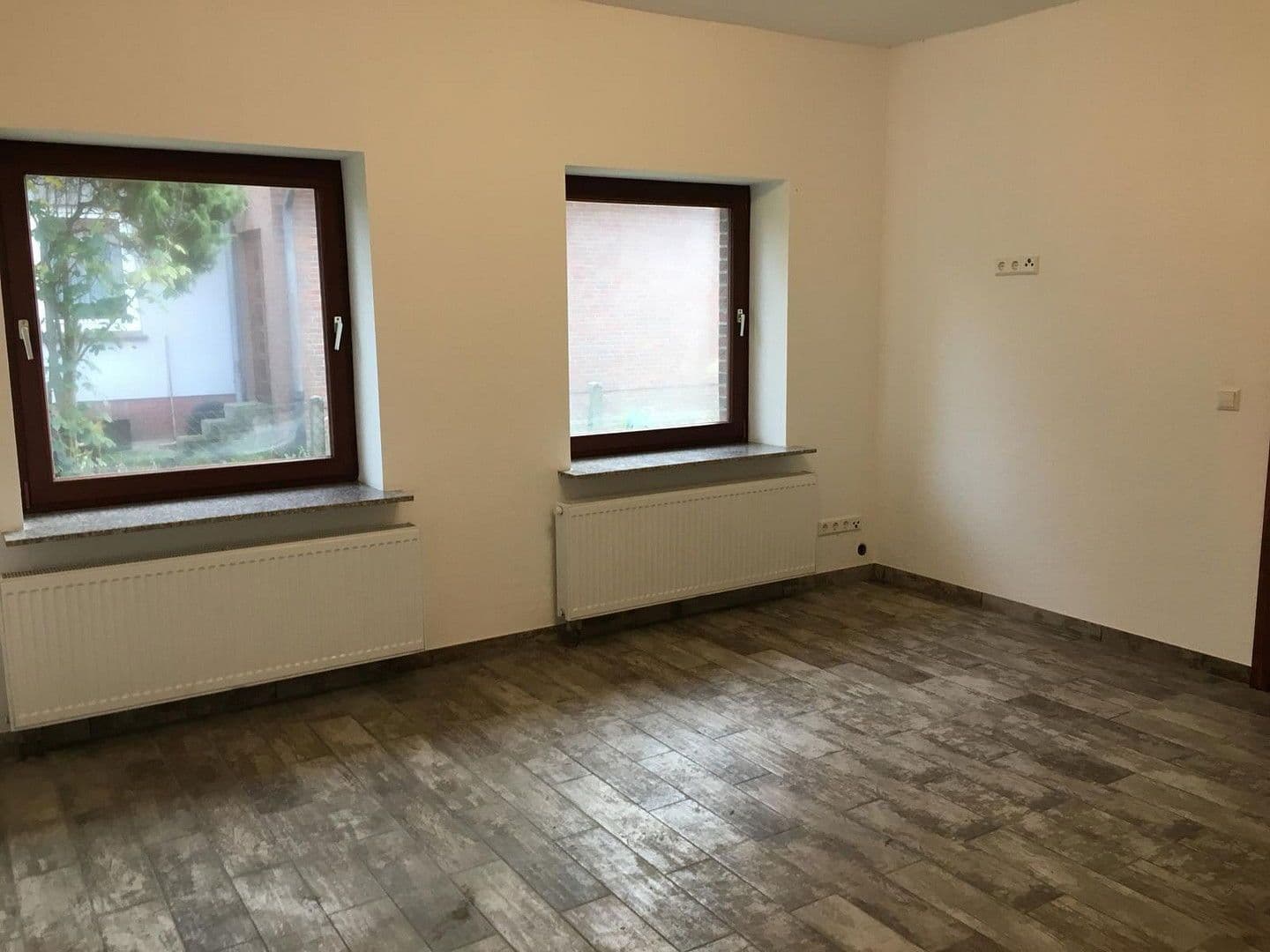 Pronájem domu 179 m², pozemek 1.061 m², Heidkamp 26, Südheide, Dolní Sasko Pronájem domu 179 m², pozemek 1.061 m², Heidkamp 26, Südheide, Dolní Sasko