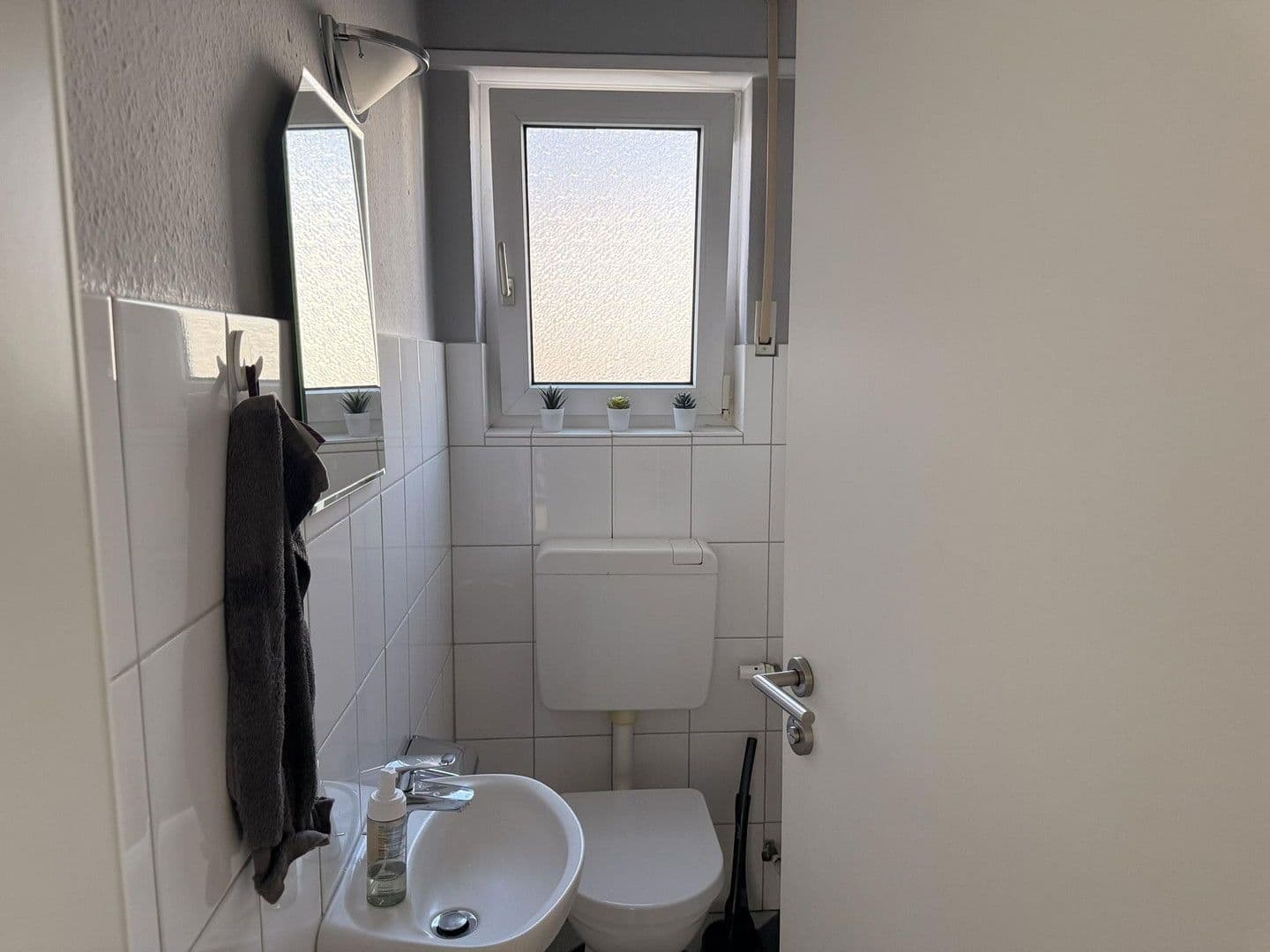 Prodej domu 143 m², pozemek 476 m², Herxheim bei Landau/Pfalz, Porýní-Falc Prodej domu 143 m², pozemek 476 m², Herxheim bei Landau/Pfalz, Porýní-Falc