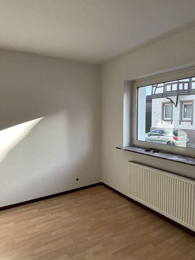 Pronájem bytu 2+1 70 m², Bahnhofstraße 66, Linden, Hessen Pronájem bytu 2+1 70 m², Bahnhofstraße 66, Linden, Hessen