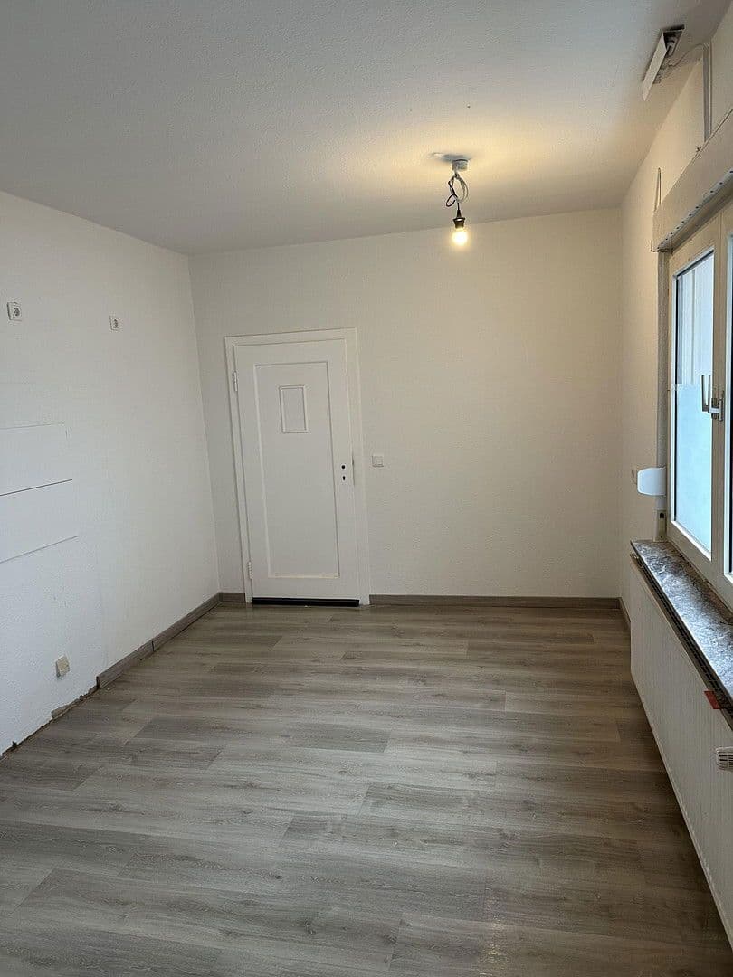 Pronájem bytu 2+1 70 m², Bahnhofstraße 66, Linden, Hessen Pronájem bytu 2+1 70 m², Bahnhofstraße 66, Linden, Hessen