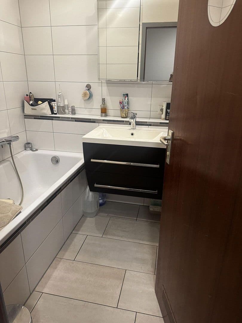 Prodej bytu 3+1 93 m², Karlsruhe, Bádensko-Württembersko Prodej bytu 3+1 93 m², Karlsruhe, Bádensko-Württembersko