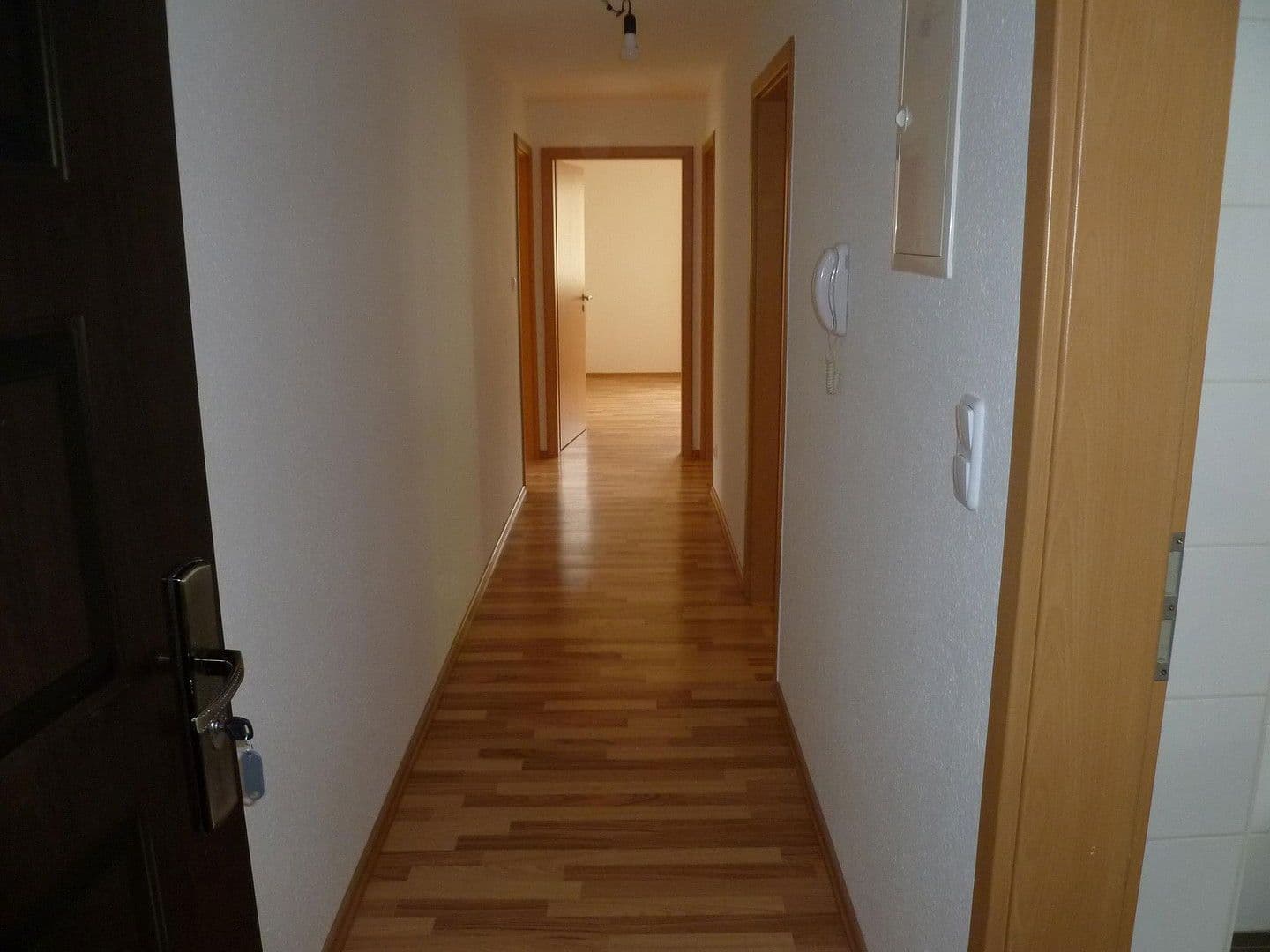 Pronájem bytu 3+1 68 m², Höfen an der Enz, Bádensko-Württembersko Pronájem bytu 3+1 68 m², Höfen an der Enz, Bádensko-Württembersko