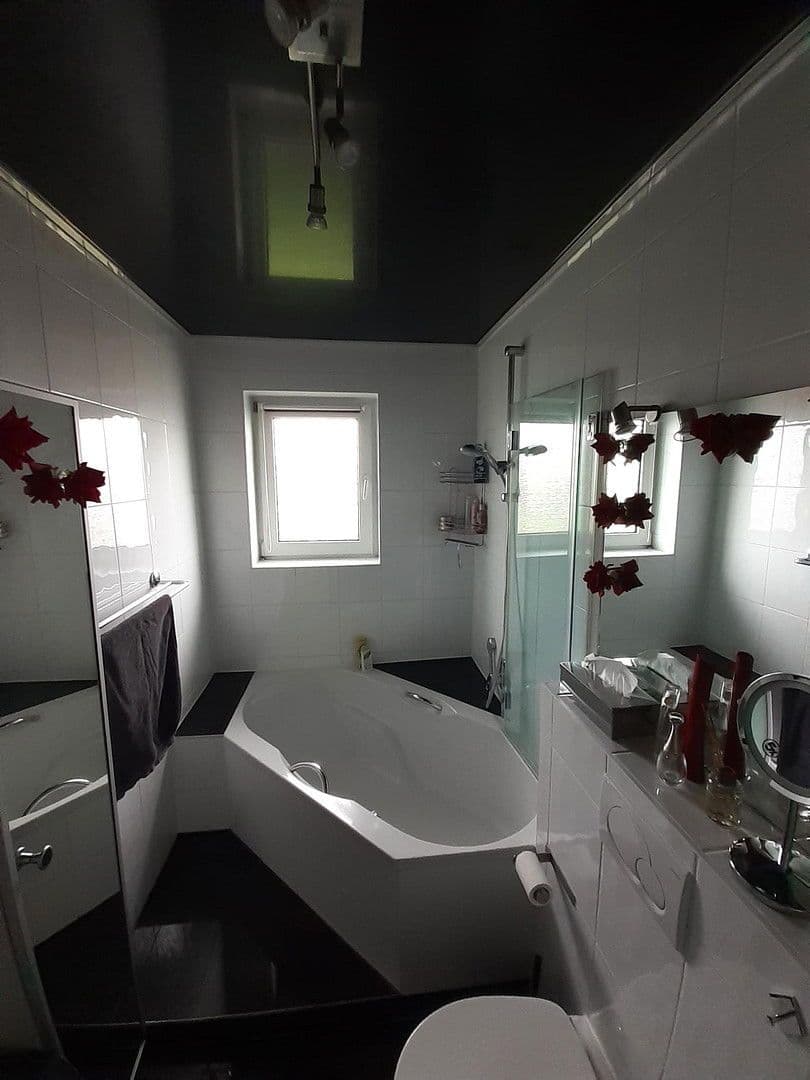 Prodej bytu 3+1 73 m², Karlsruhe, Bádensko-Württembersko Prodej bytu 3+1 73 m², Karlsruhe, Bádensko-Württembersko