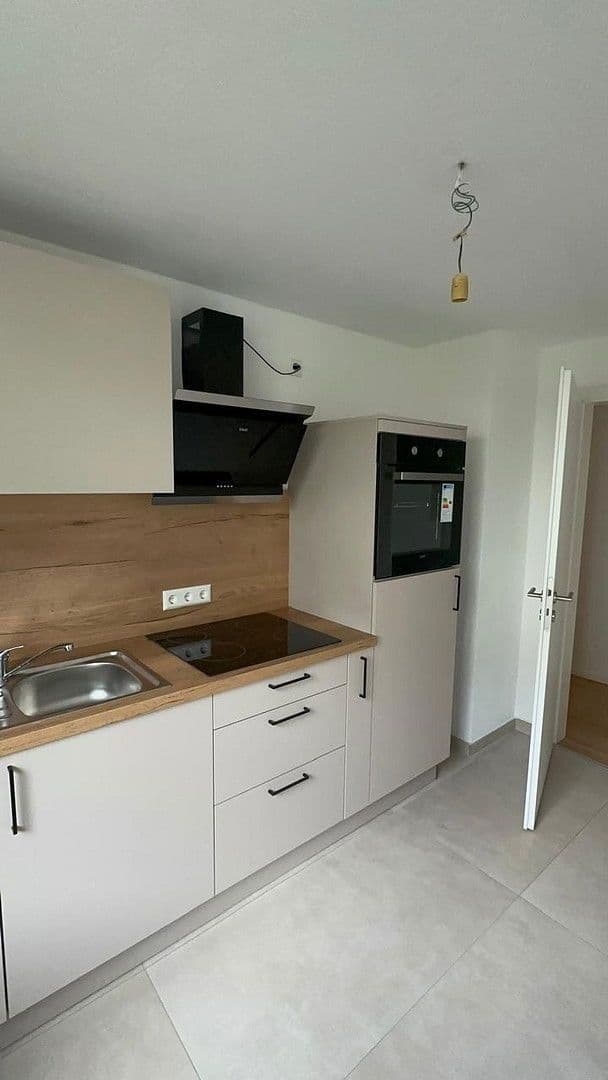 Pronájem bytu 3+1 73 m², Immendingen, Bádensko-Württembersko Pronájem bytu 3+1 73 m², Immendingen, Bádensko-Württembersko