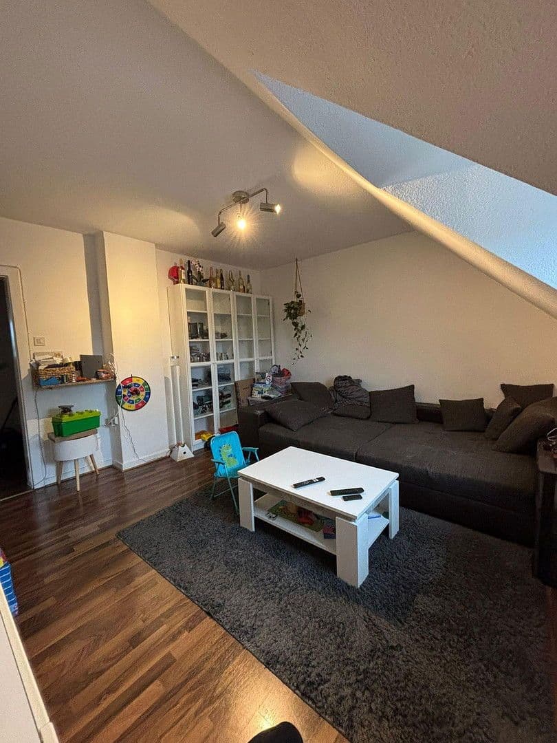 Pronájem bytu 3+1 60 m², Erich-Kästner-Str., Hamm, Severní Porýní-Vestfálsko Pronájem bytu 3+1 60 m², Erich-Kästner-Str., Hamm, Severní Porýní-Vestfálsko