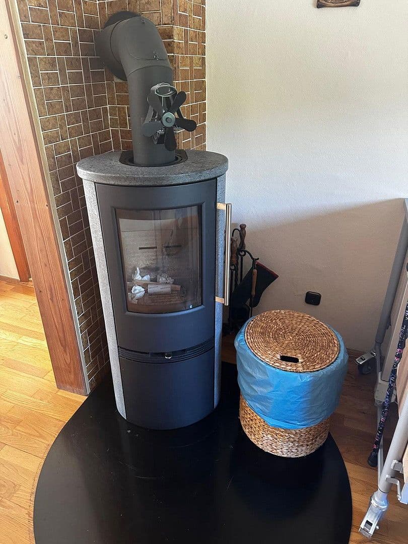 Prodej domu 130 m², pozemek 300 m², Wildeckerstrasse 5, Wildeck, Hessen Prodej domu 130 m², pozemek 300 m², Wildeckerstrasse 5, Wildeck, Hessen