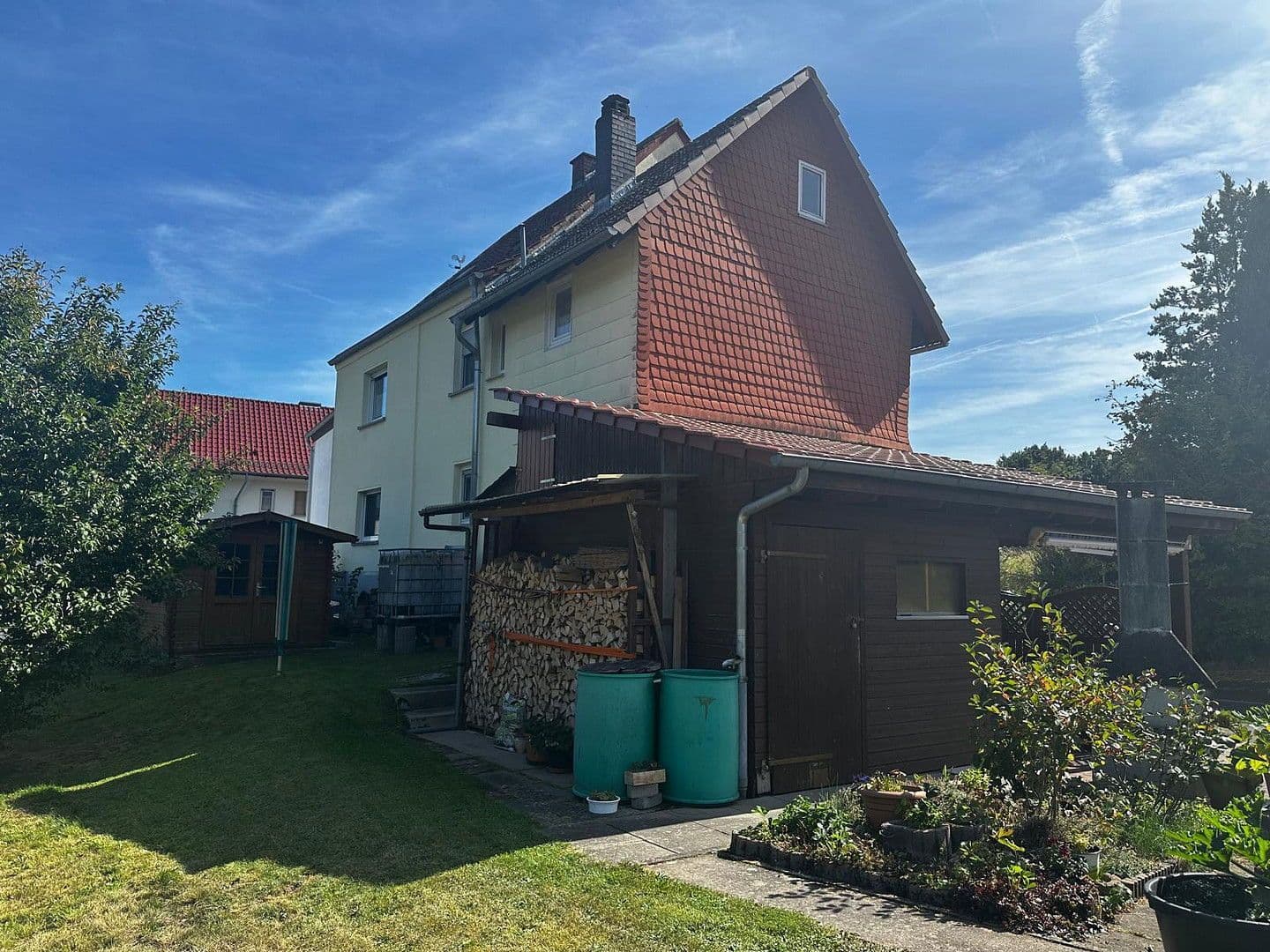 Prodej domu 130 m², pozemek 300 m², Wildeckerstrasse 5, Wildeck, Hessen Prodej domu 130 m², pozemek 300 m², Wildeckerstrasse 5, Wildeck, Hessen