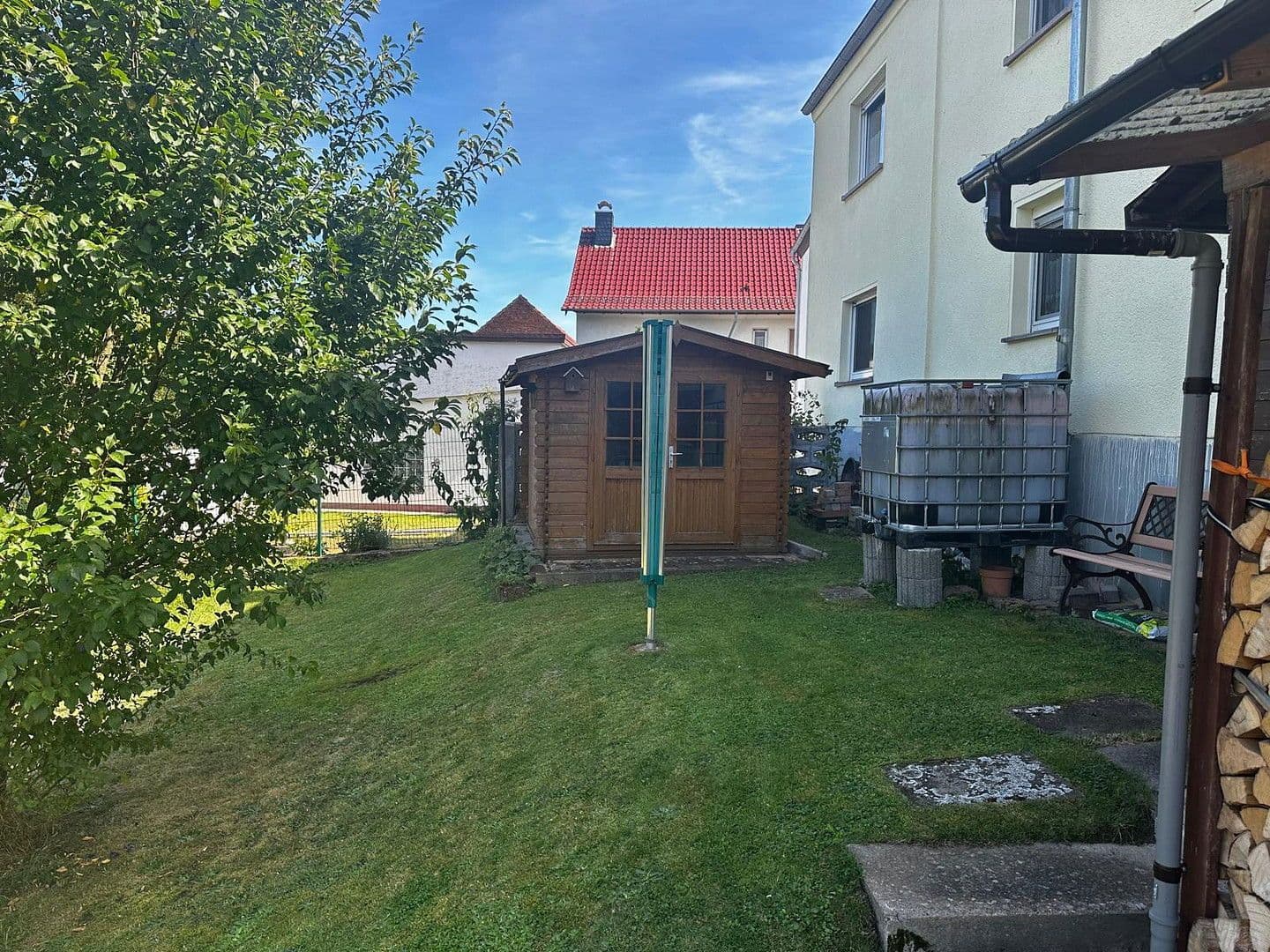 Prodej domu 130 m², pozemek 300 m², Wildeckerstrasse 5, Wildeck, Hessen Prodej domu 130 m², pozemek 300 m², Wildeckerstrasse 5, Wildeck, Hessen