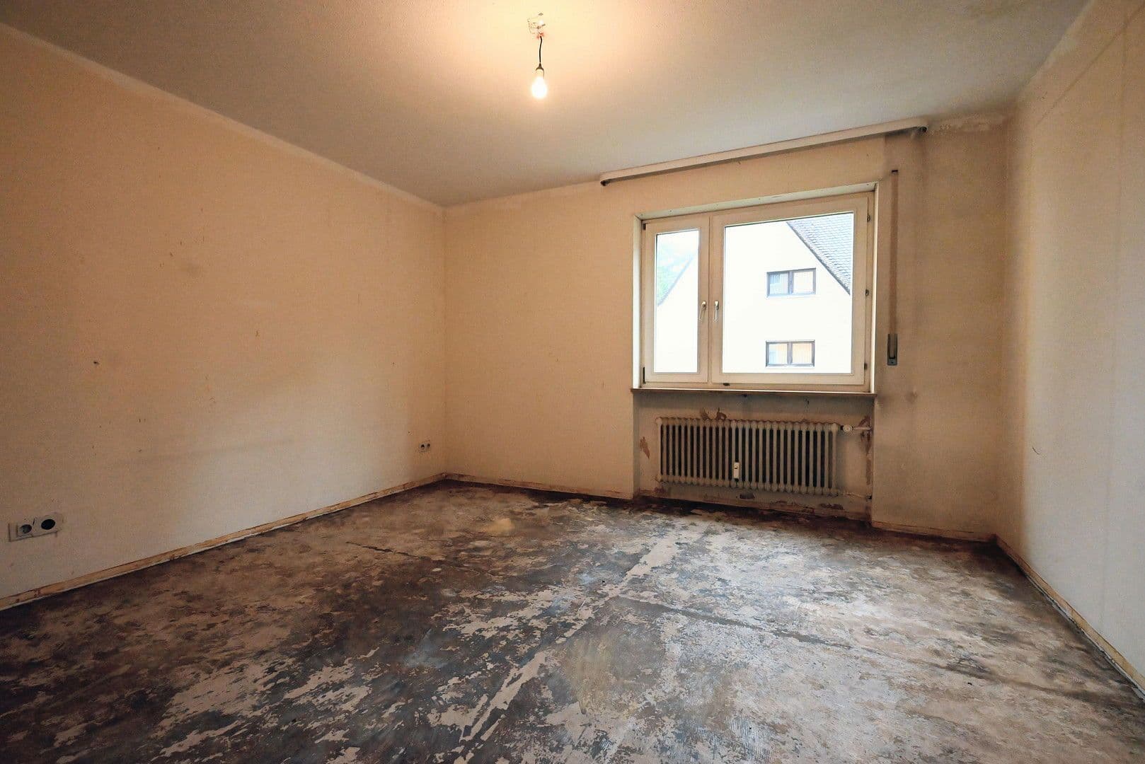 Prodej bytu 3+1 80 m², Neunkirchener Strasse 34, Nürnberg, Bavorsko Prodej bytu 3+1 80 m², Neunkirchener Strasse 34, Nürnberg, Bavorsko