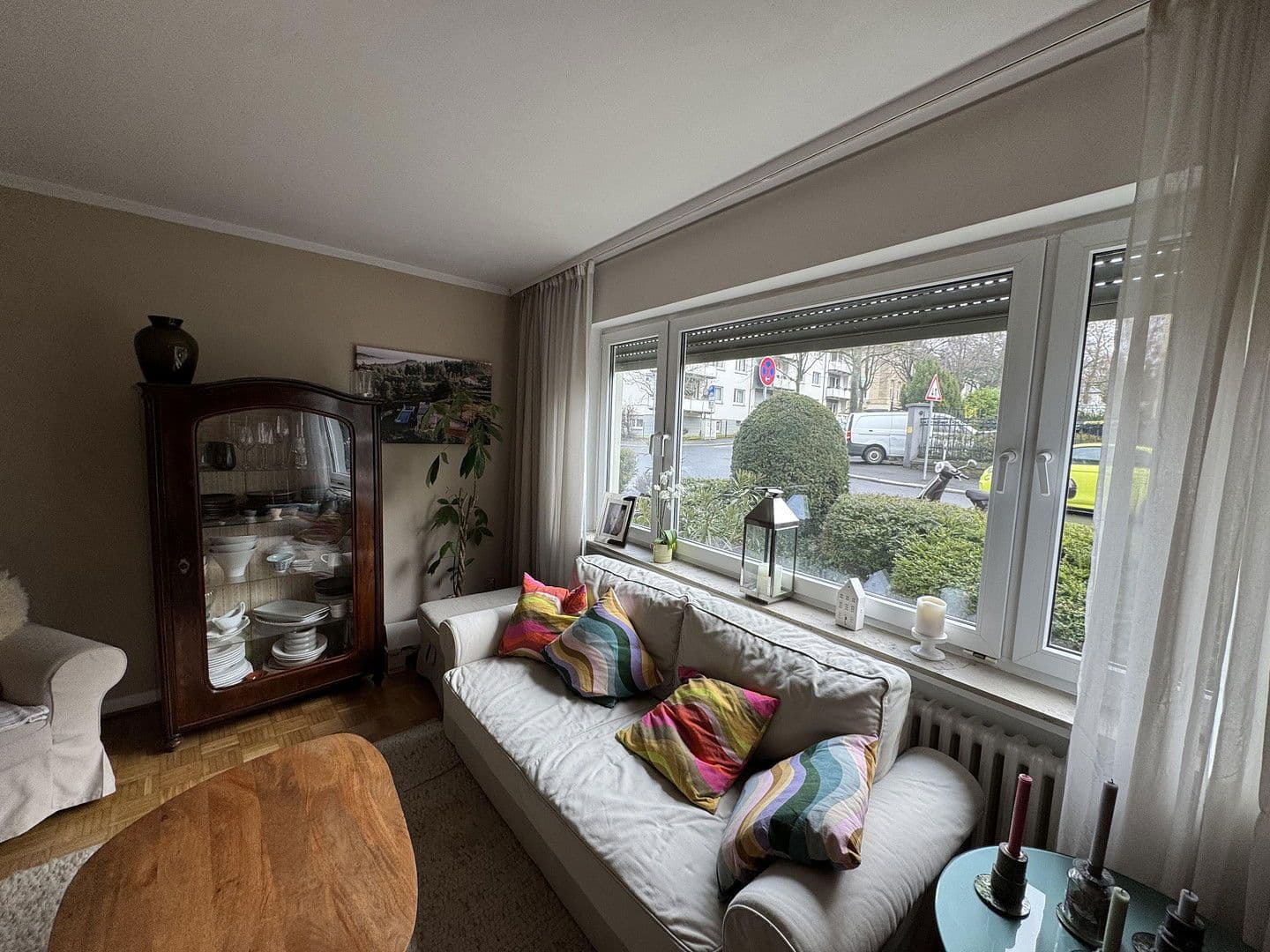 Pronájem bytu 2+1 60 m², Humboldstraße 27, Wiesbaden, Hessen Pronájem bytu 2+1 60 m², Humboldstraße 27, Wiesbaden, Hessen