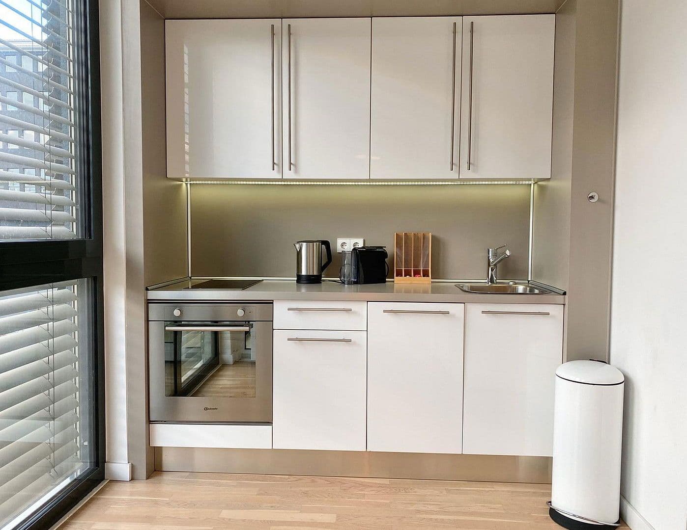 Pronájem bytu 2+1 63 m², Vogelweidestr. 5, München, Bavorsko Pronájem bytu 2+1 63 m², Vogelweidestr. 5, München, Bavorsko