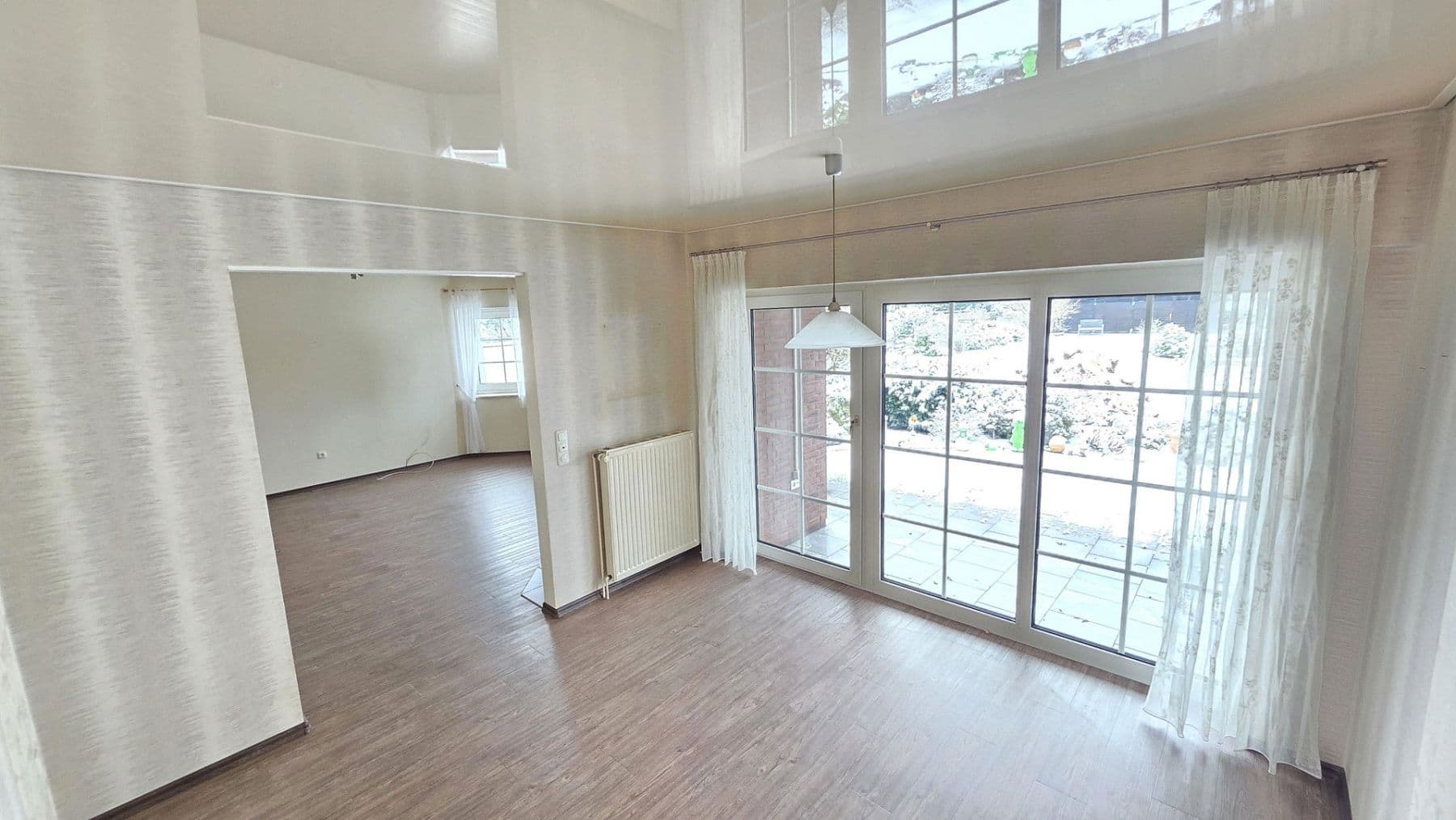 Prodej domu 174 m², pozemek 1.250 m², Achim, Dolní Sasko Prodej domu 174 m², pozemek 1.250 m², Achim, Dolní Sasko