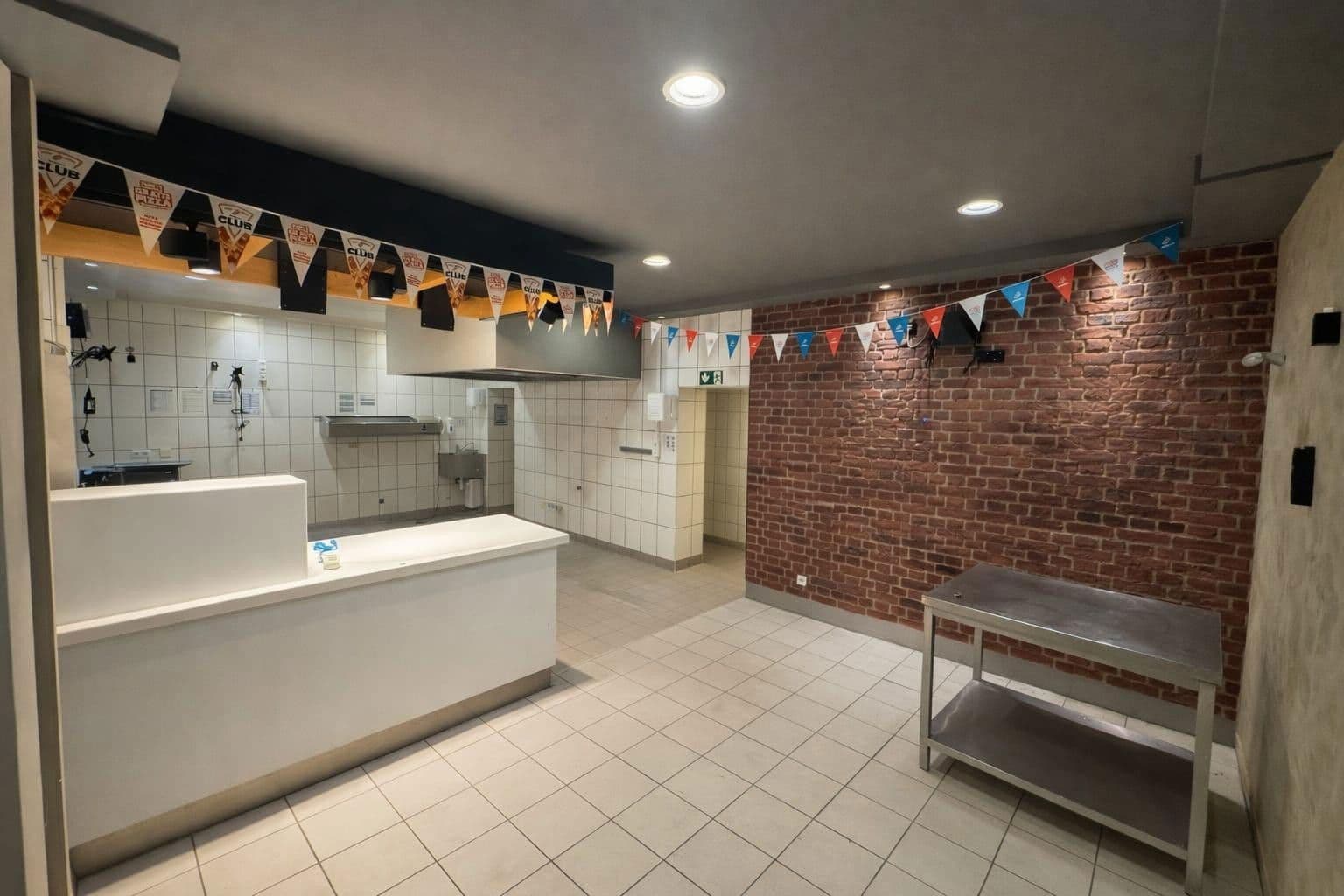 Pronájem nebytového prostoru 103 m², Uellendahler Straße 332, Wuppertal, Severní Porýní-Vestfálsko Pronájem nebytového prostoru 103 m², Uellendahler Straße 332, Wuppertal, Severní Porýní-Vestfálsko