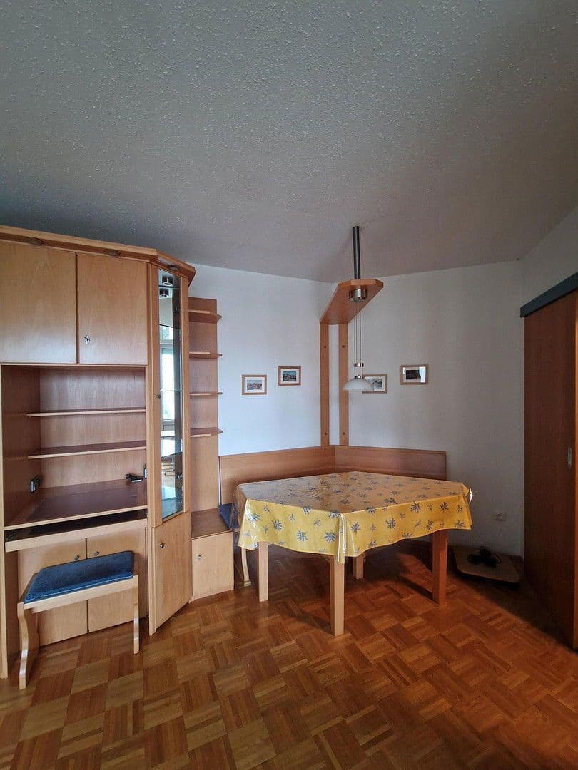 Pronájem bytu 2+1 50 m², Hitlstraße 5, München, Bavorsko Pronájem bytu 2+1 50 m², Hitlstraße 5, München, Bavorsko