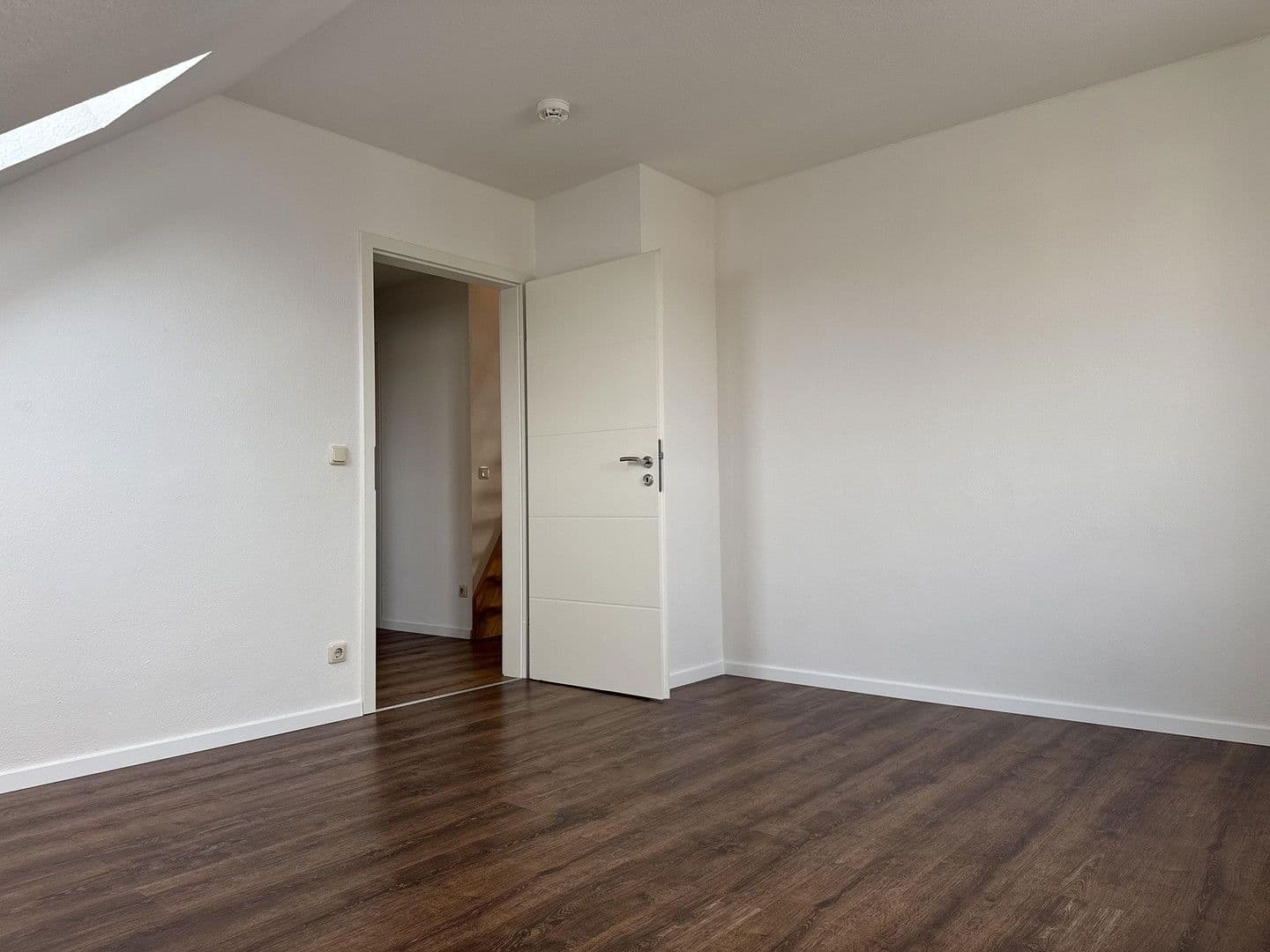 Prodej bytu 3+1 74 m², Kissing, Bavorsko Prodej bytu 3+1 74 m², Kissing, Bavorsko