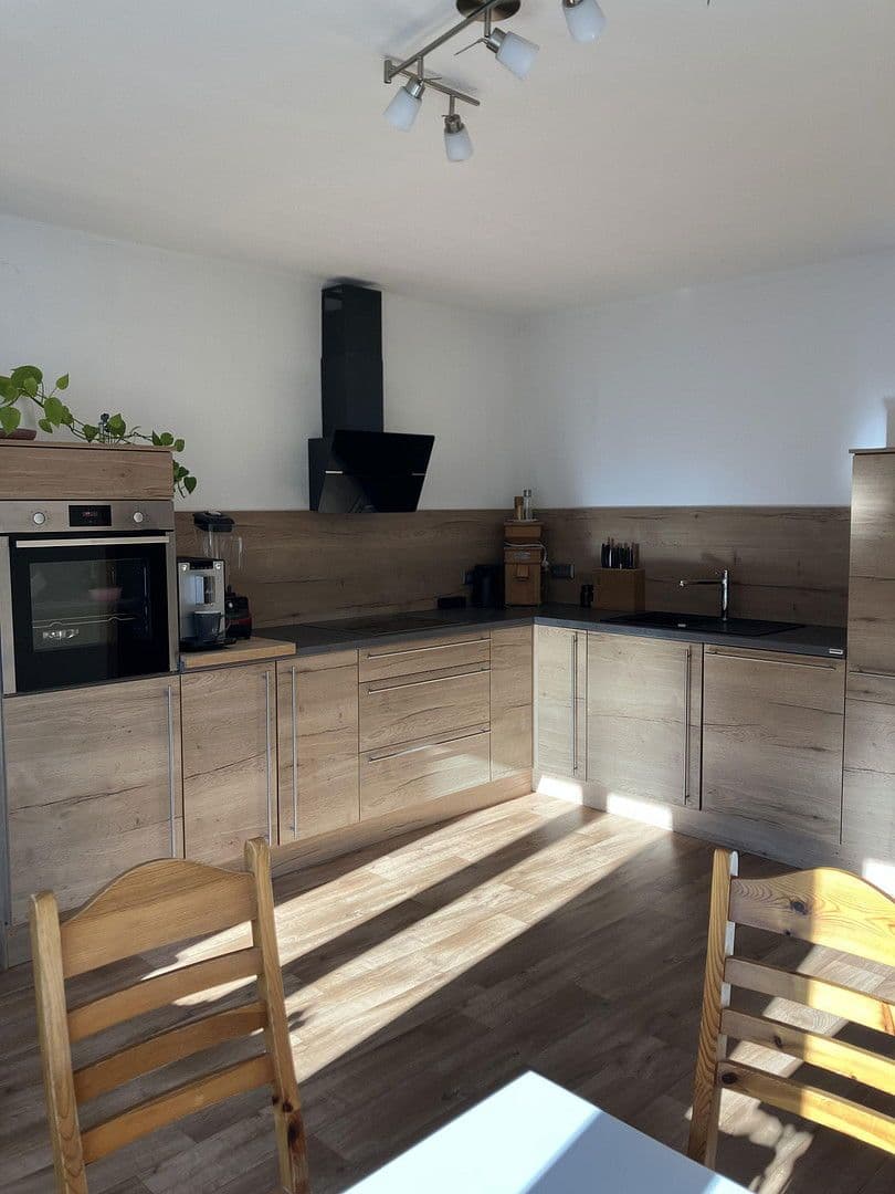 Pronájem bytu 4+1 65 m², Suebenstr. 19, Dortmund, Severní Porýní-Vestfálsko Pronájem bytu 4+1 65 m², Suebenstr. 19, Dortmund, Severní Porýní-Vestfálsko