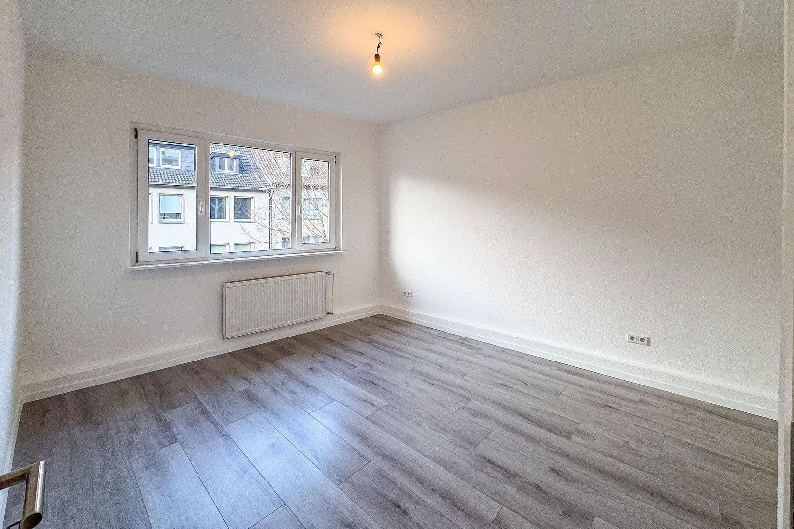 Pronájem bytu 2+1 62 m², Ruhrstraße 19, Witten, Severní Porýní-Vestfálsko Pronájem bytu 2+1 62 m², Ruhrstraße 19, Witten, Severní Porýní-Vestfálsko