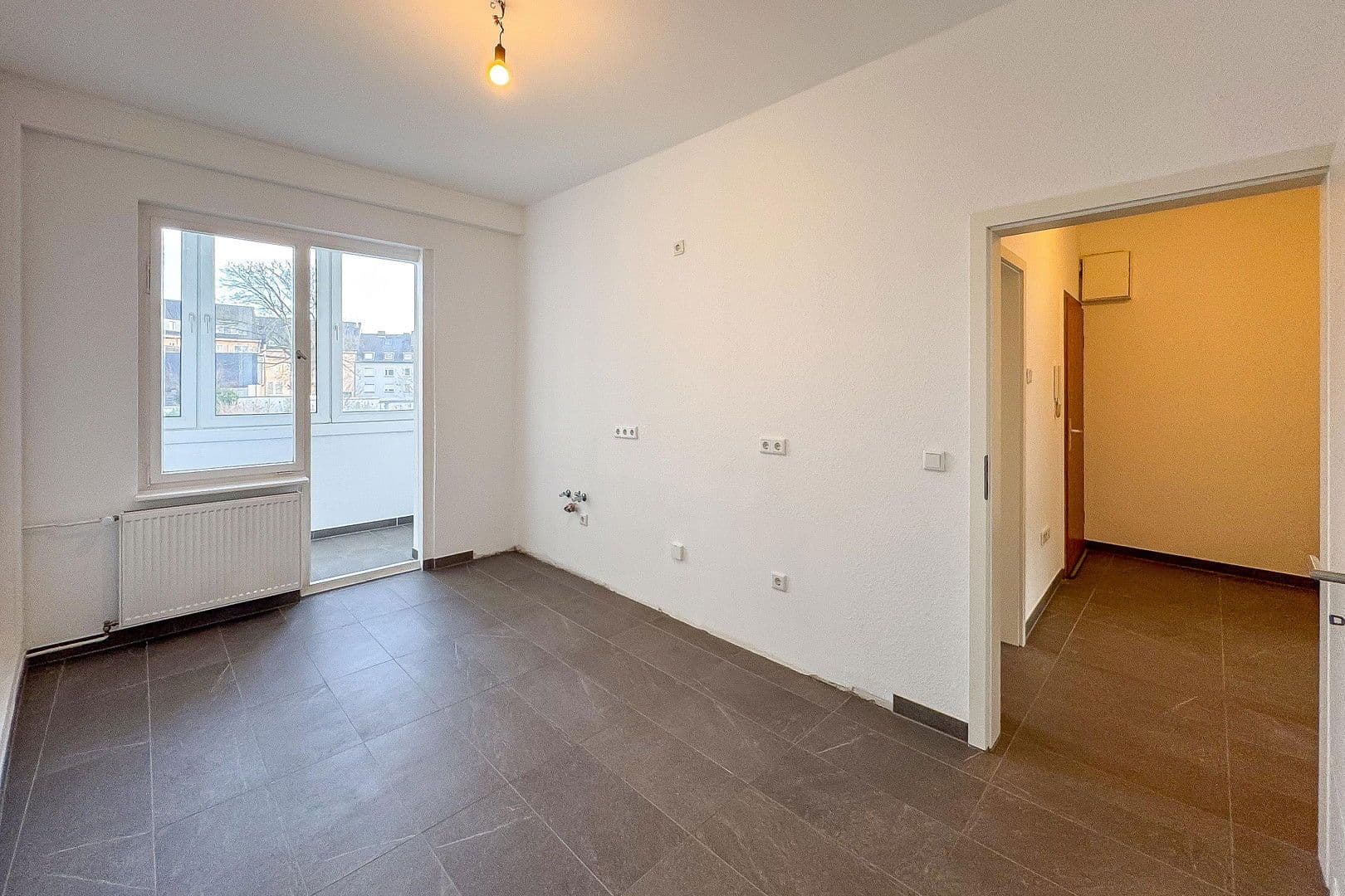 Pronájem bytu 2+1 62 m², Ruhrstraße 19, Witten, Severní Porýní-Vestfálsko Pronájem bytu 2+1 62 m², Ruhrstraße 19, Witten, Severní Porýní-Vestfálsko