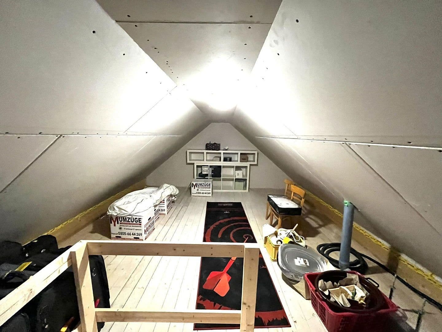 Pronájem domu 128 m², pozemek 295 m², Detmold, Severní Porýní-Vestfálsko Pronájem domu 128 m², pozemek 295 m², Detmold, Severní Porýní-Vestfálsko