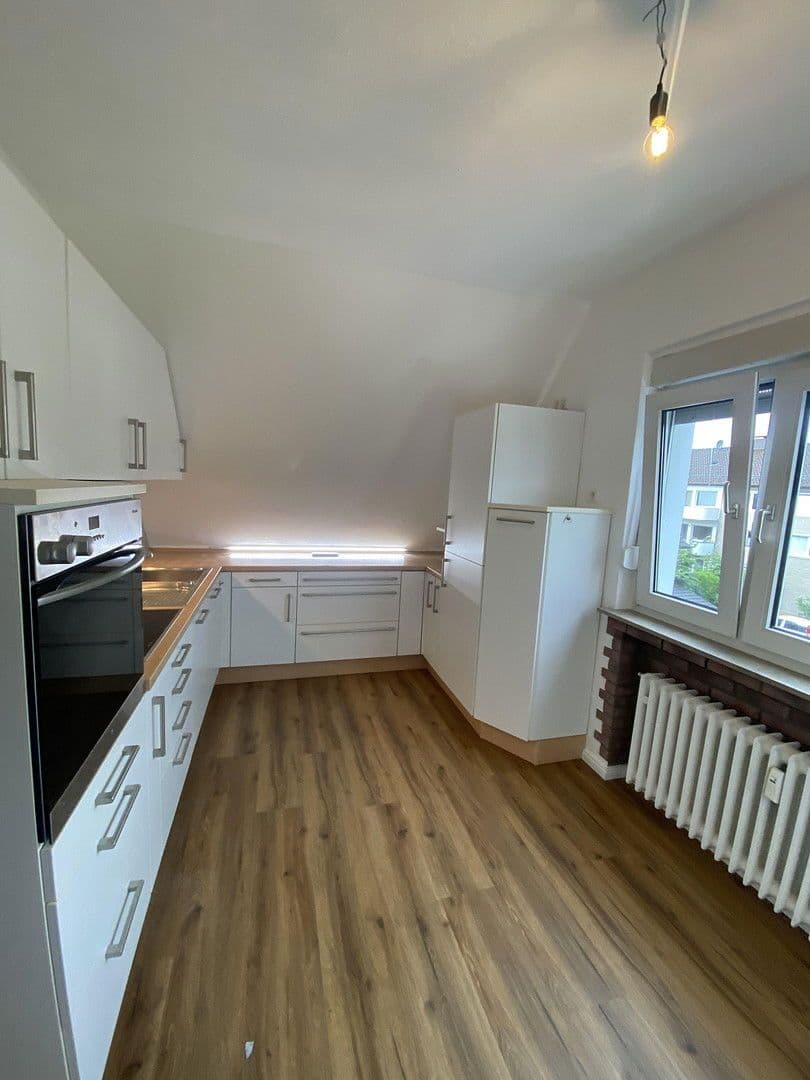 Pronájem bytu 3+1 50 m², Friedrich Schultz Straße 62, Bielefeld, Severní Porýní-Vestfálsko Pronájem bytu 3+1 50 m², Friedrich Schultz Straße 62, Bielefeld, Severní Porýní-Vestfálsko