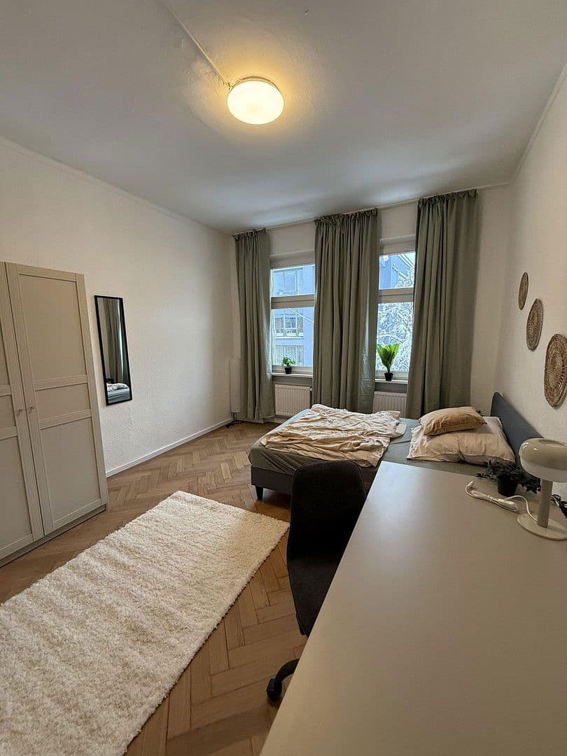 Pronájem bytu 187 m², Pirckheimer Straße 67, Nürnberg, Bavorsko Pronájem bytu 187 m², Pirckheimer Straße 67, Nürnberg, Bavorsko